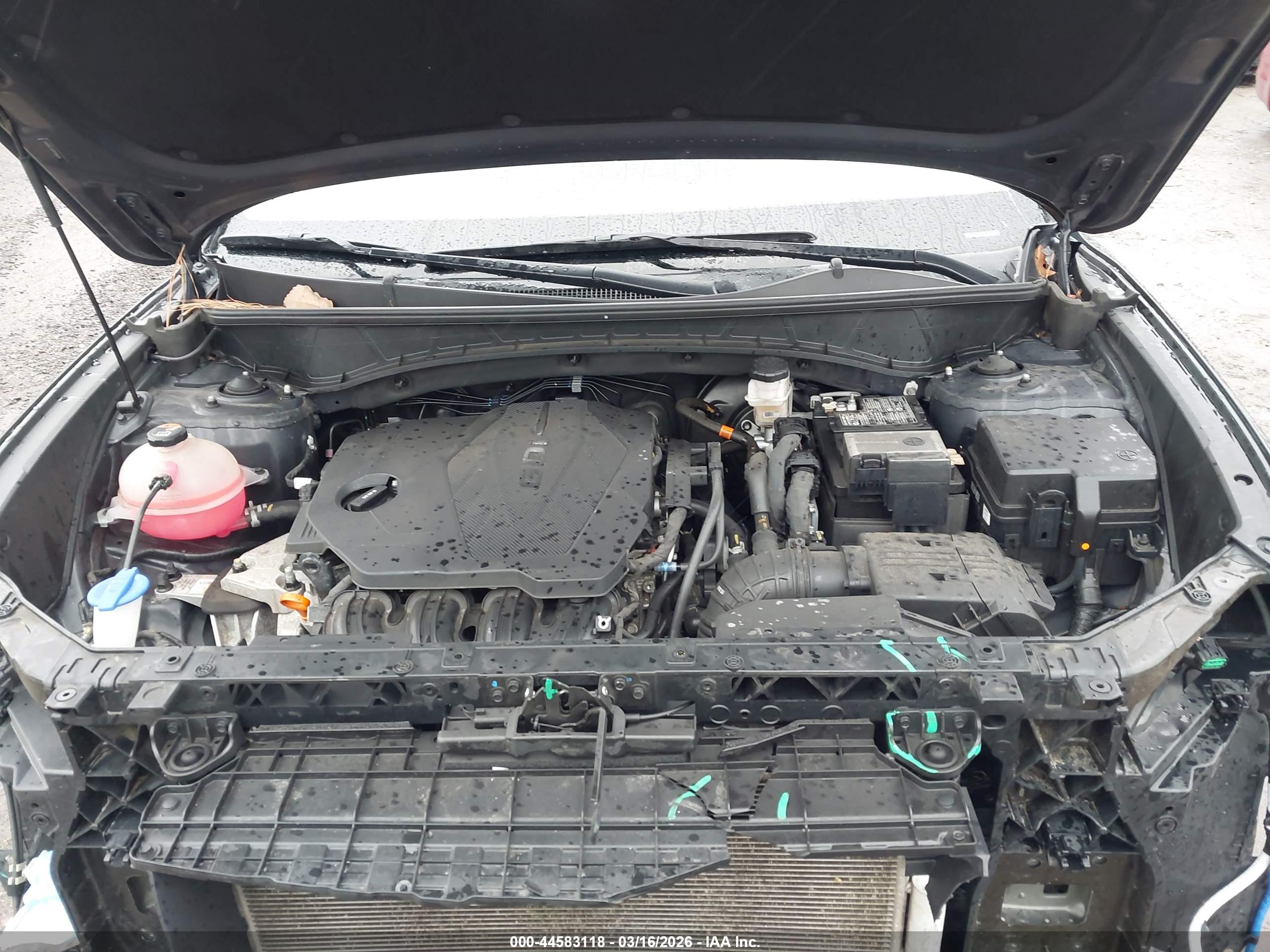HYUNDAI TUCSON image 10