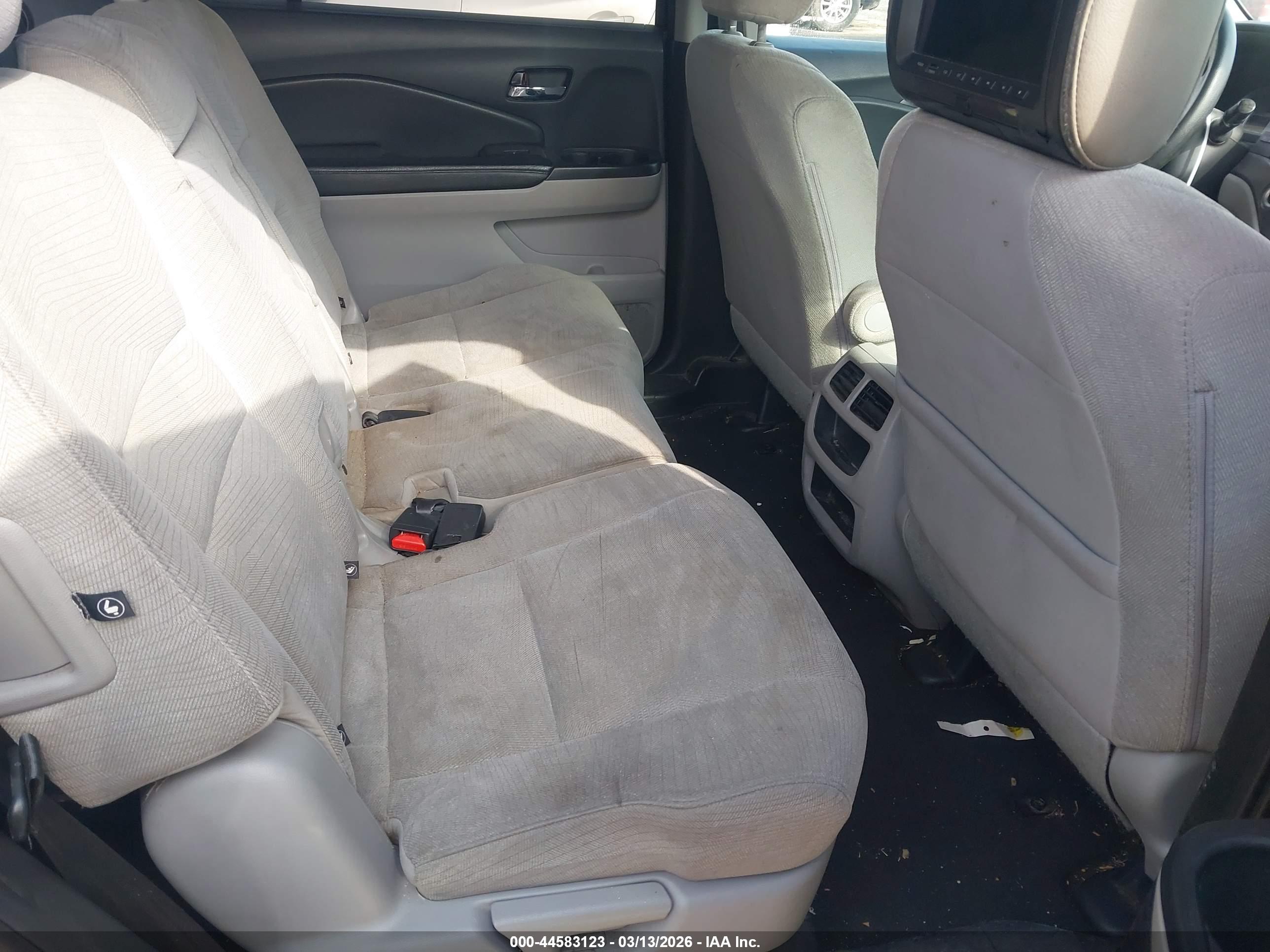 HONDA PILOT image 8