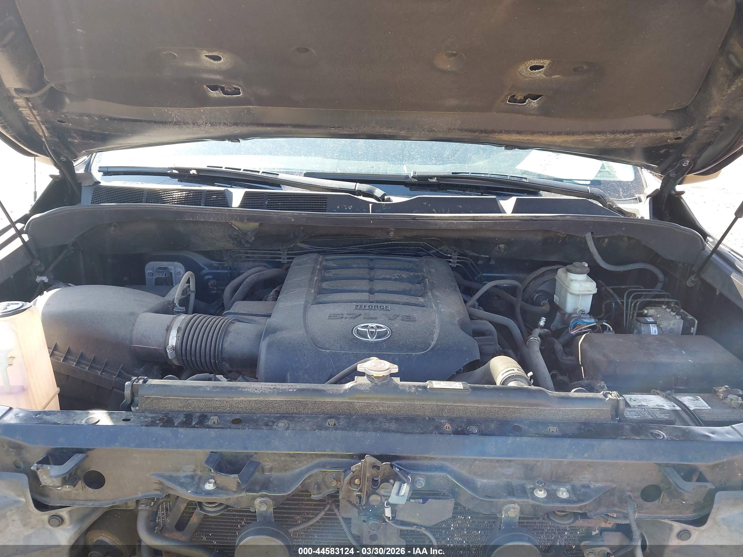 TOYOTA TUNDRA image 10