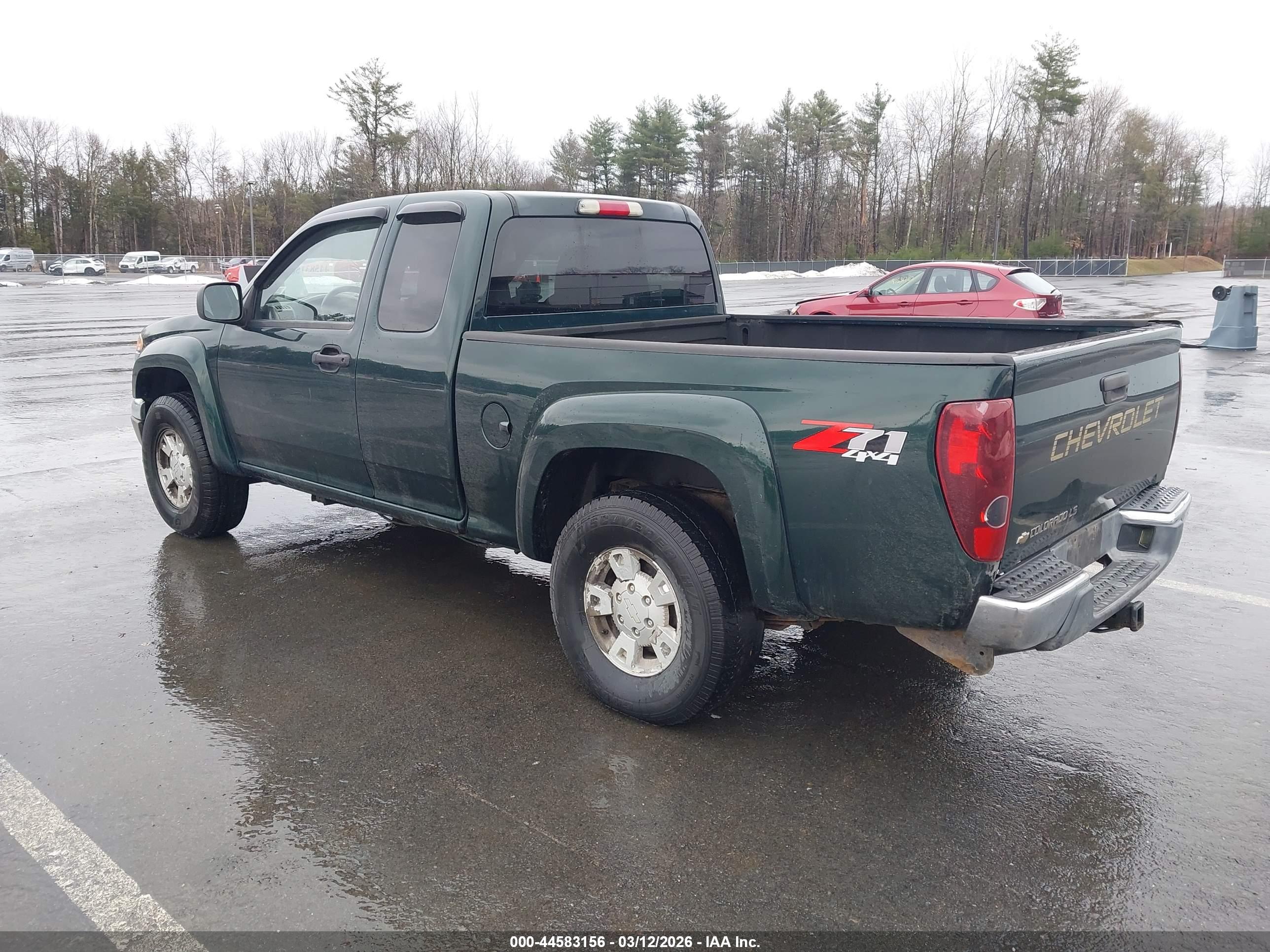 CHEVROLET COLORADO image 3