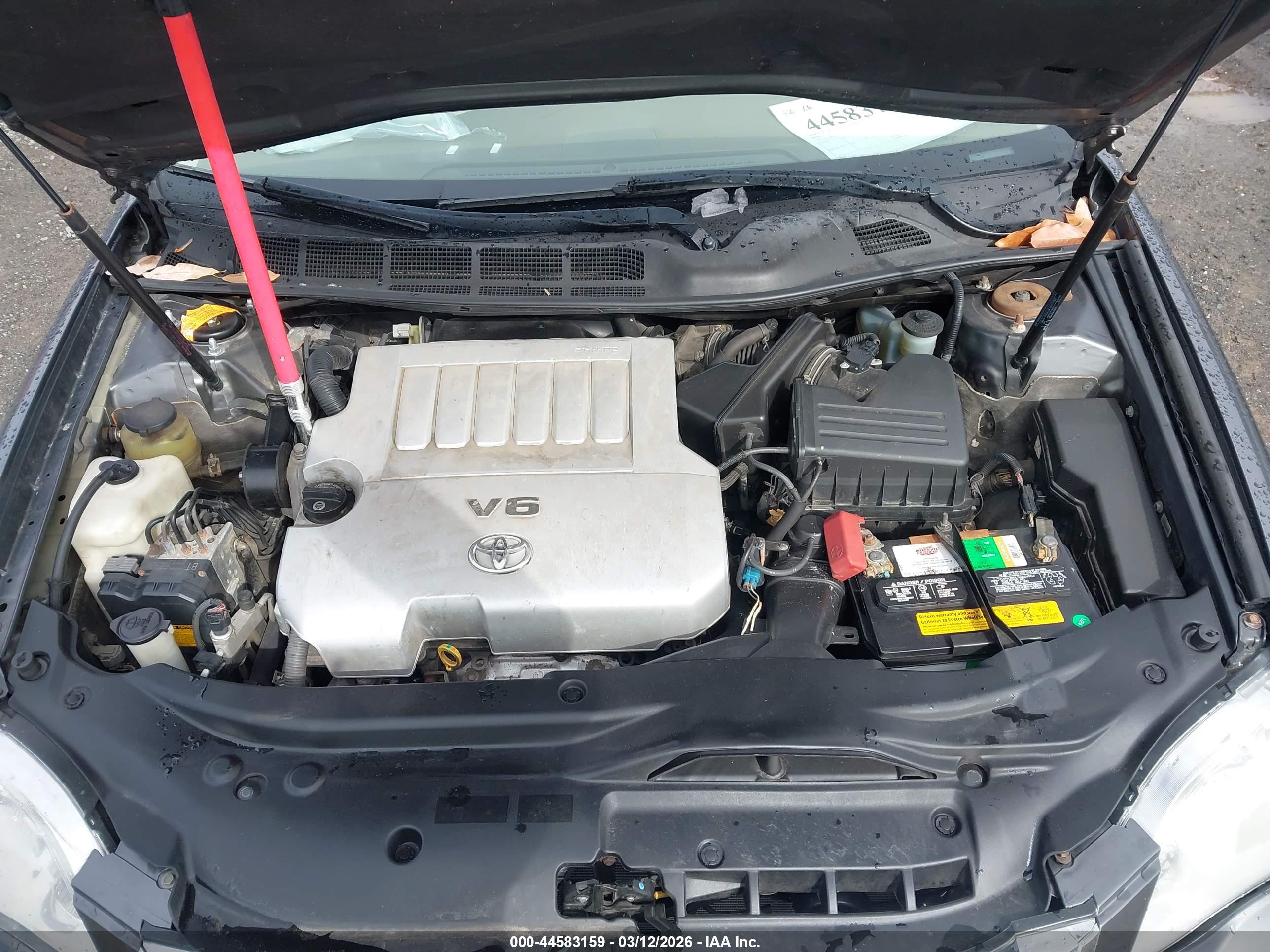 TOYOTA AVALON image 10