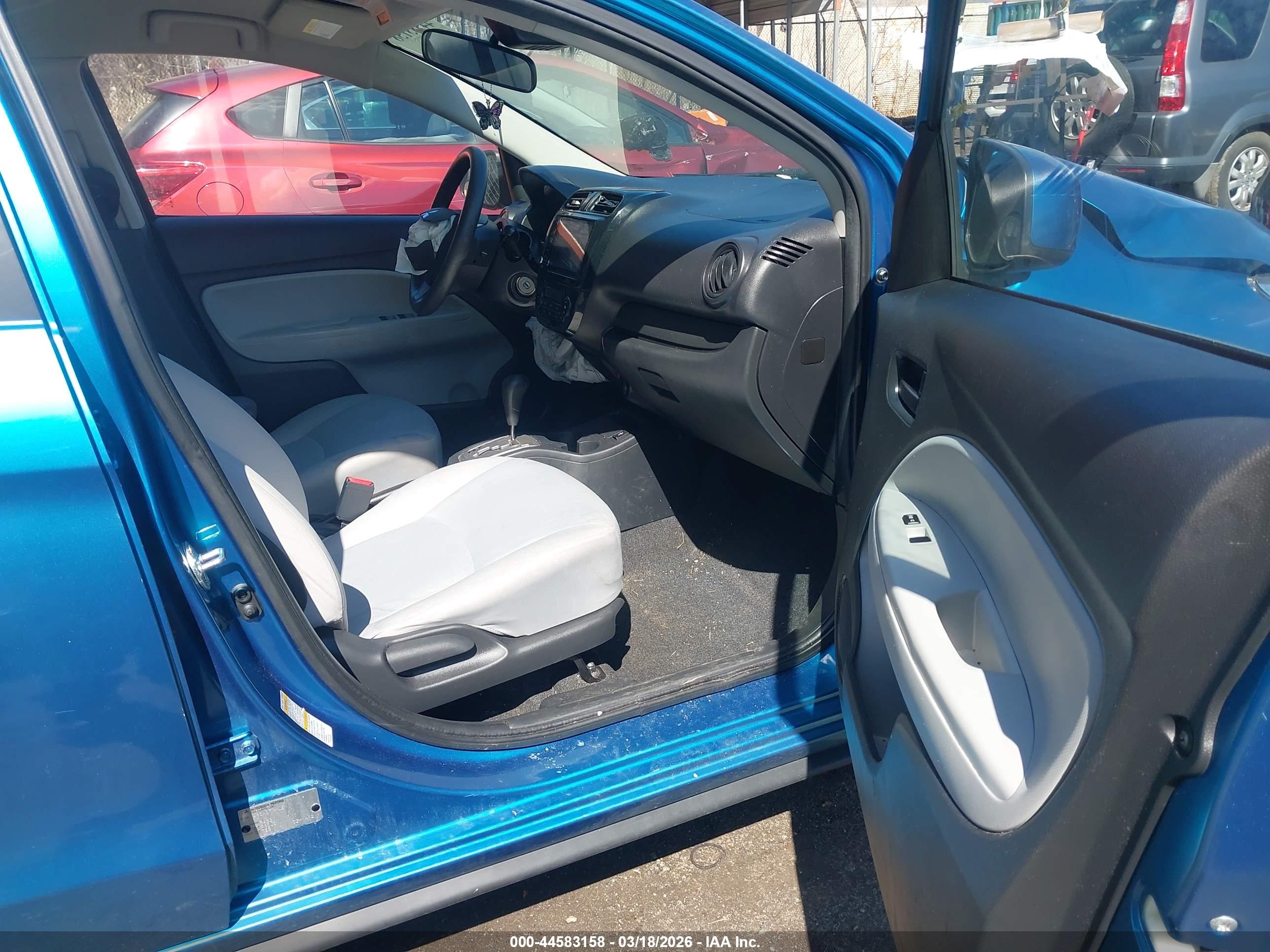MITSUBISHI MIRAGE image 5