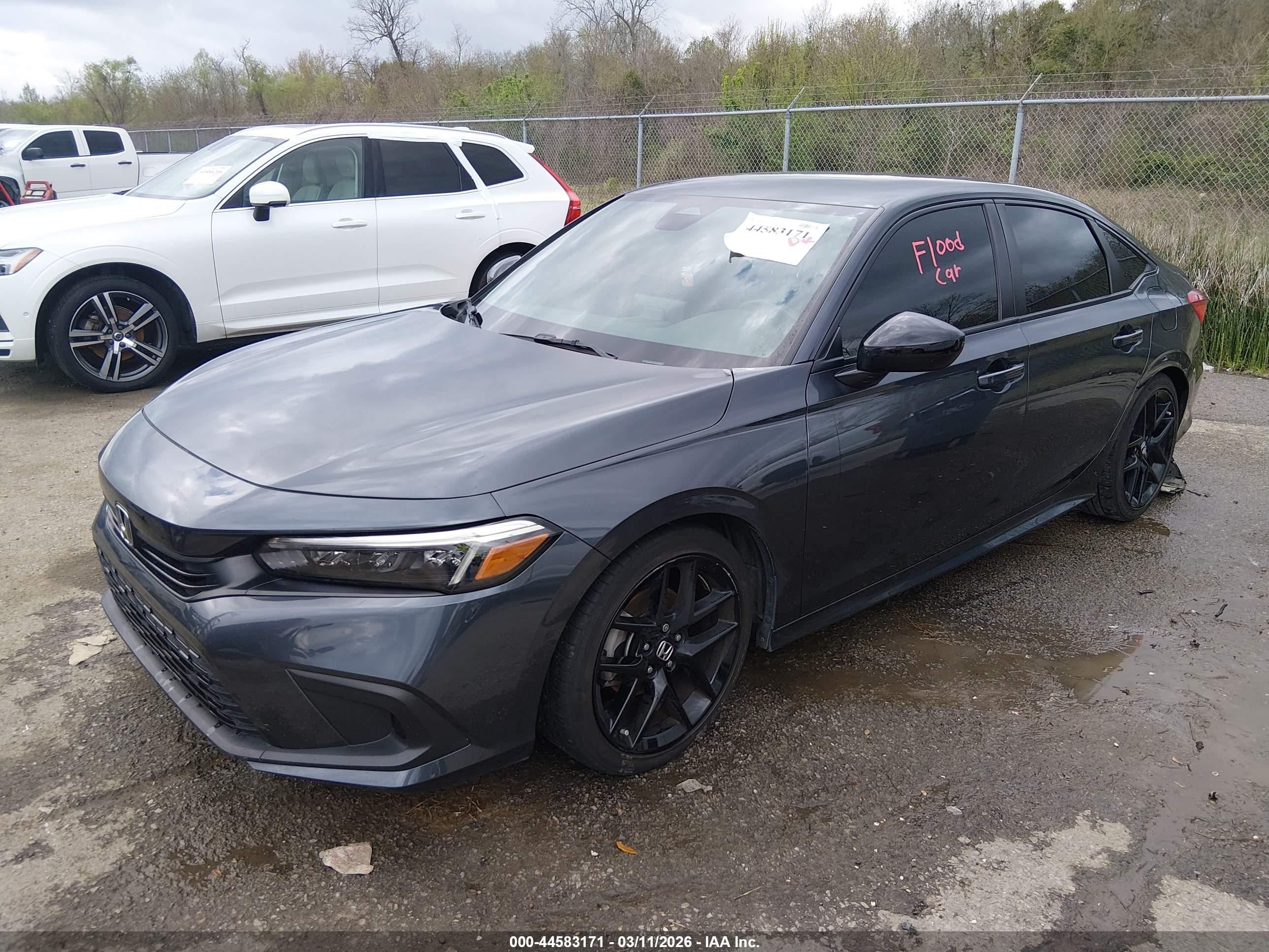 HONDA CIVIC image 2
