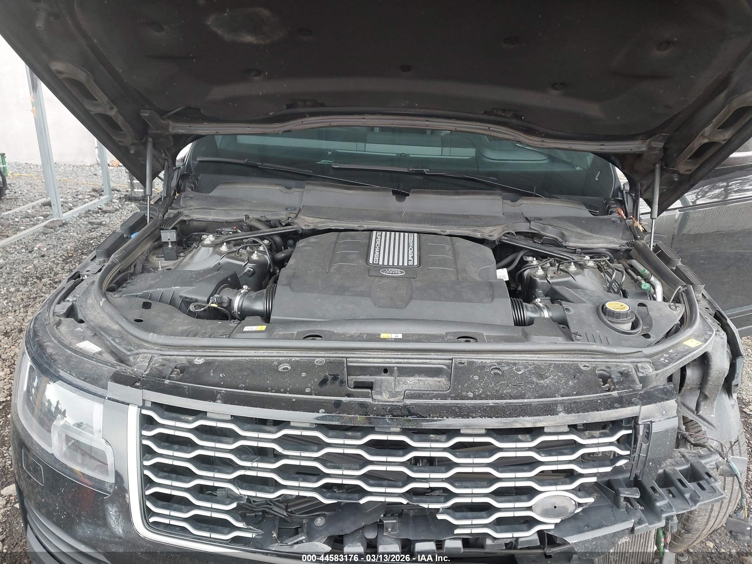LAND ROVER image 10