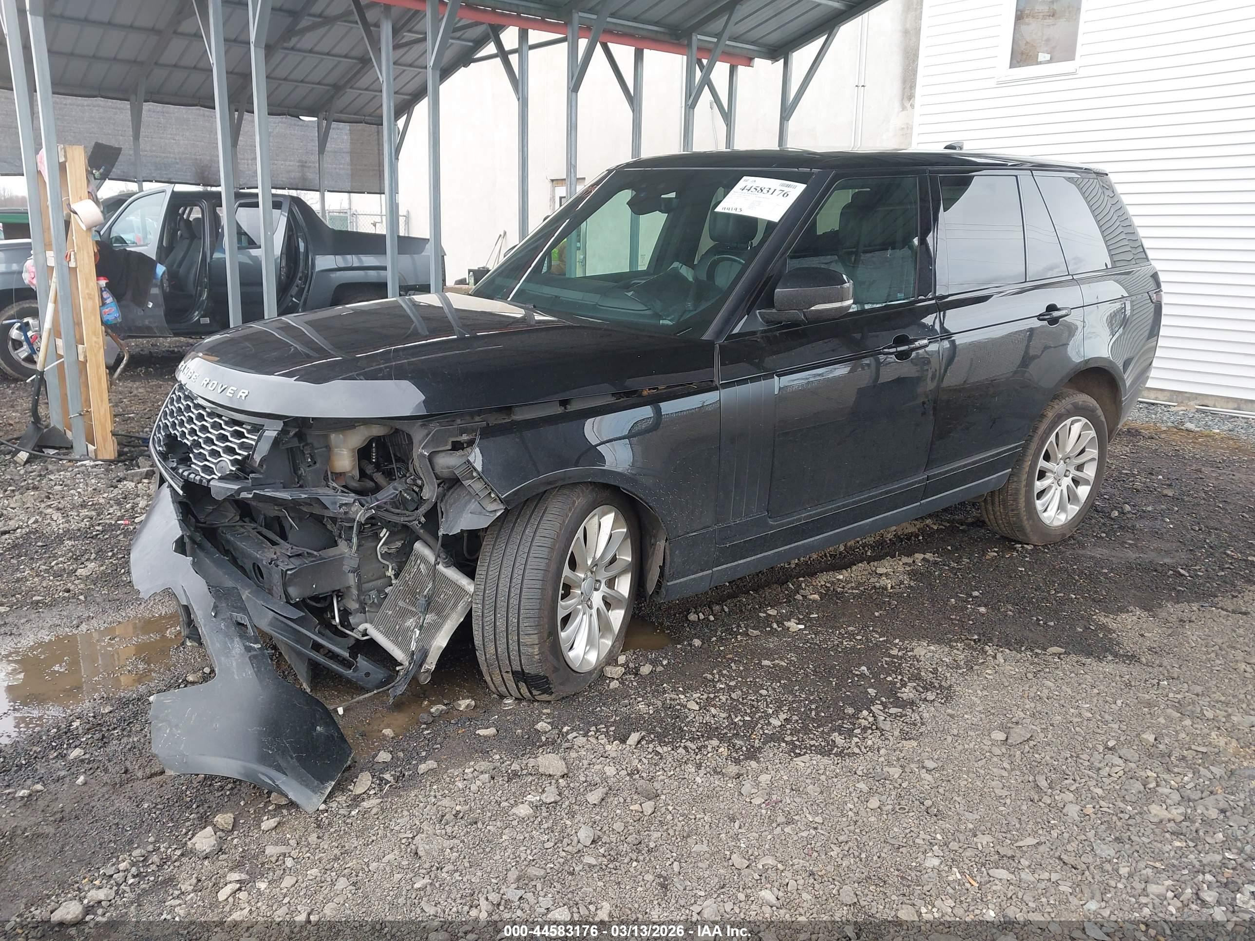 LAND ROVER image 2