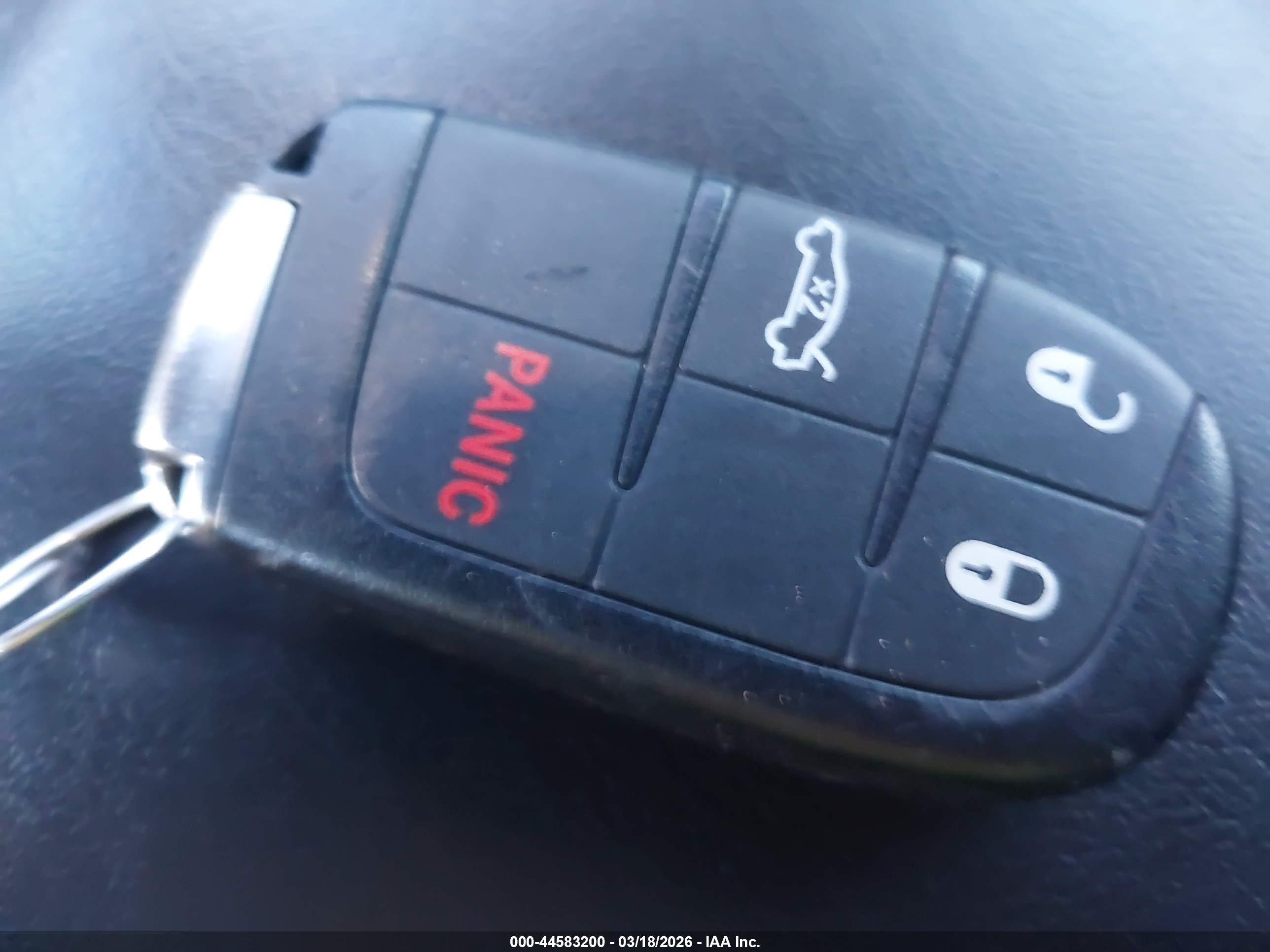 DODGE CHALLENGER image 11
