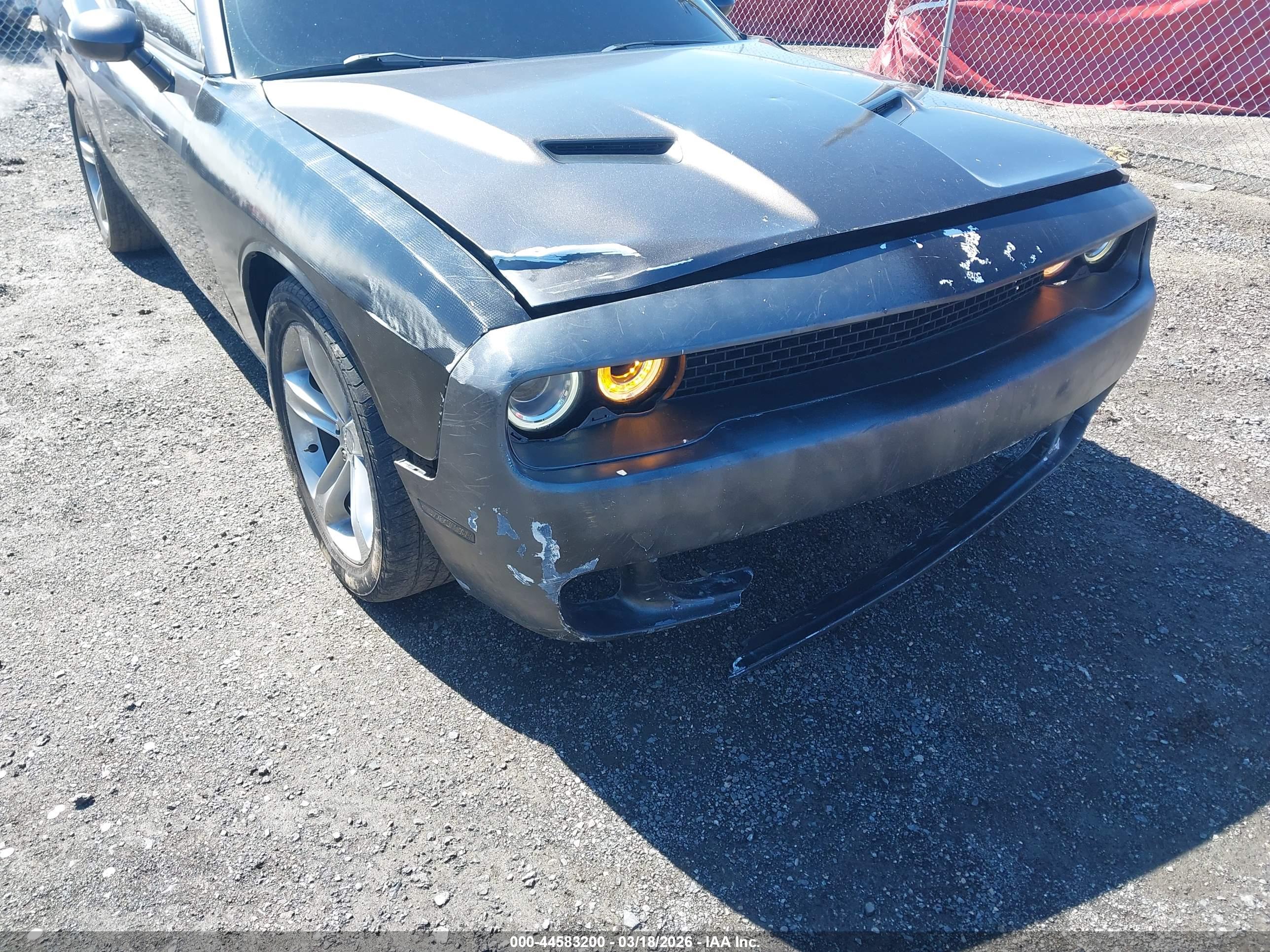 DODGE CHALLENGER image 6