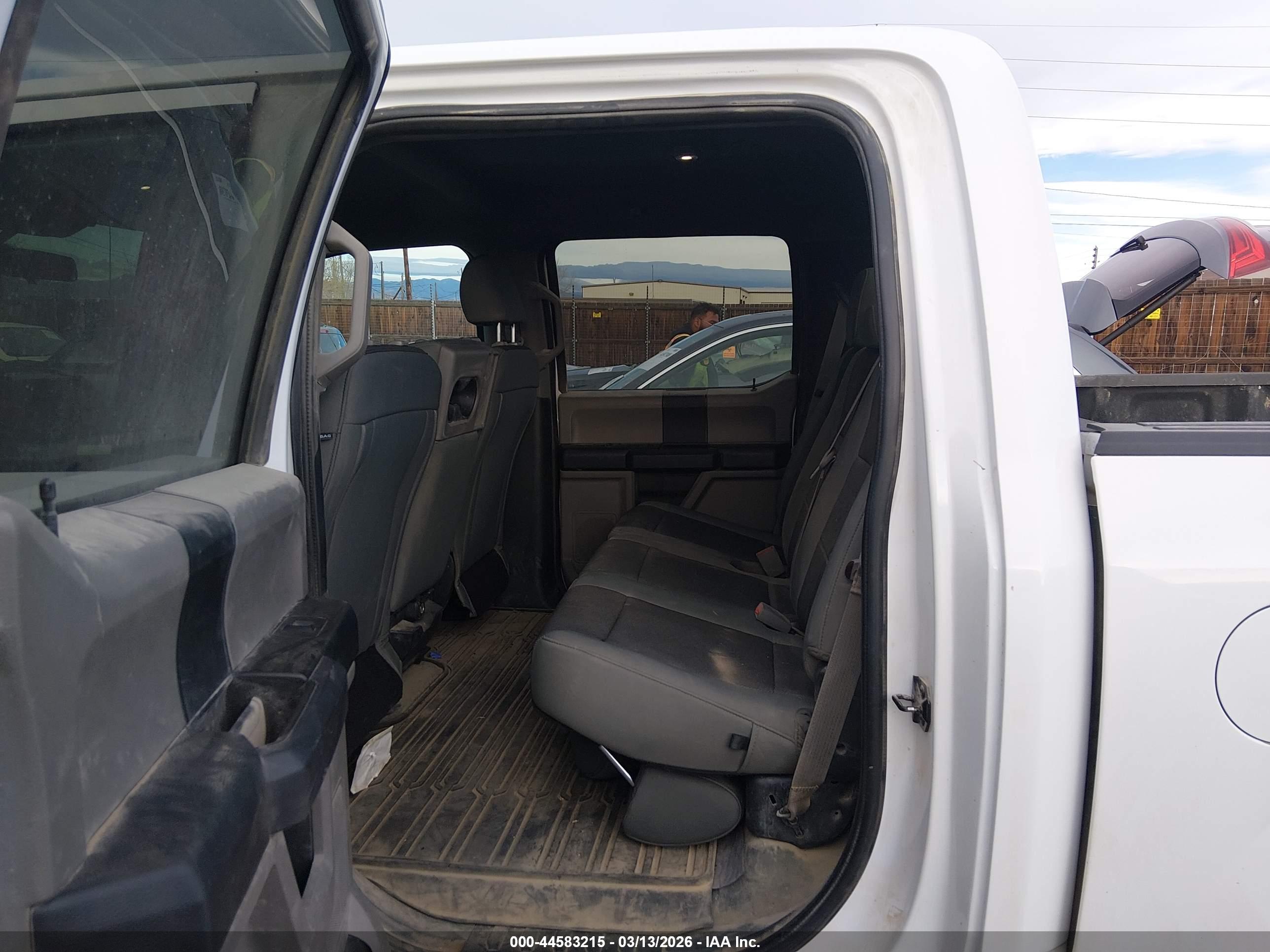 FORD F-150 image 8