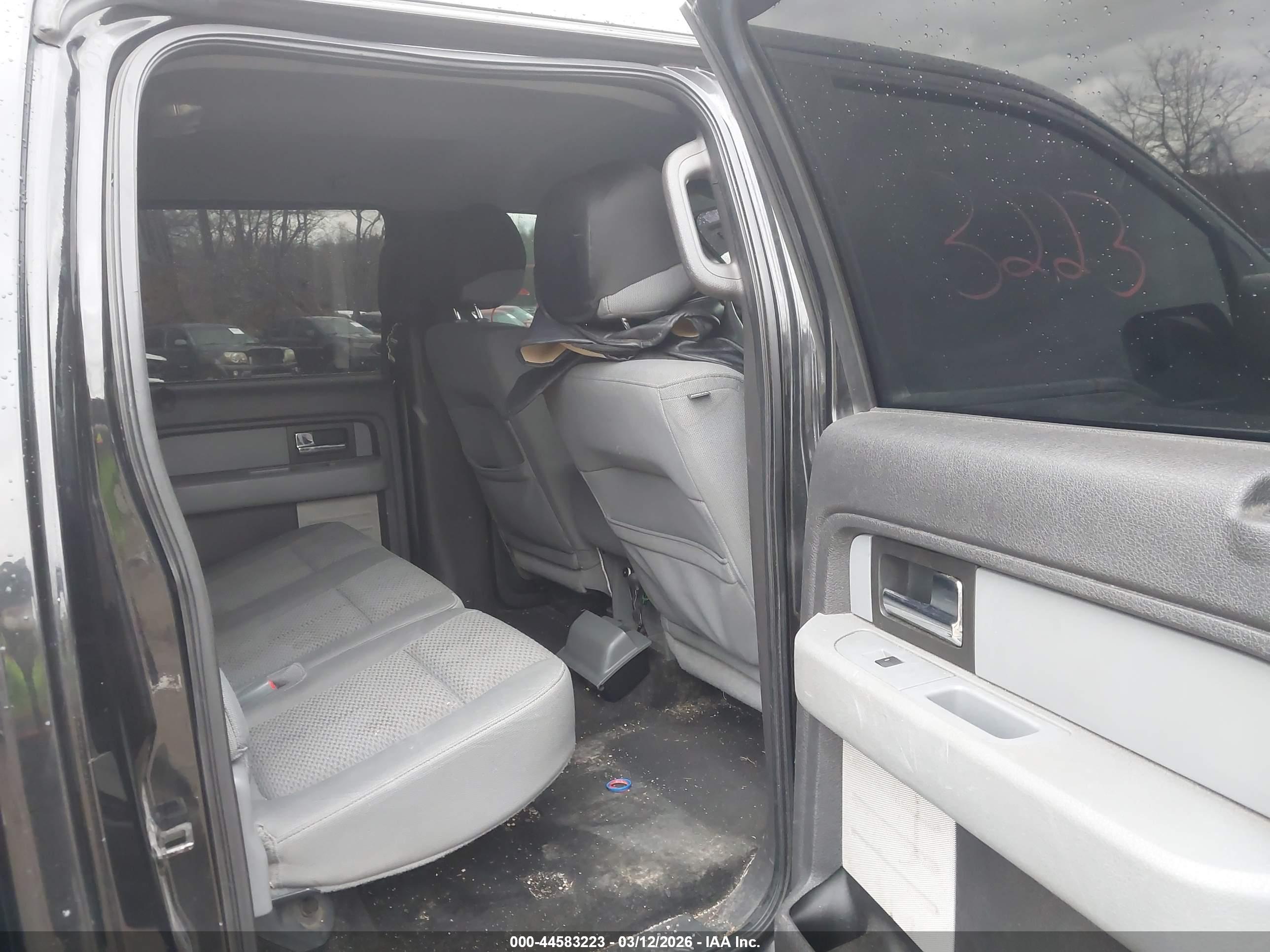 FORD F-150 image 8