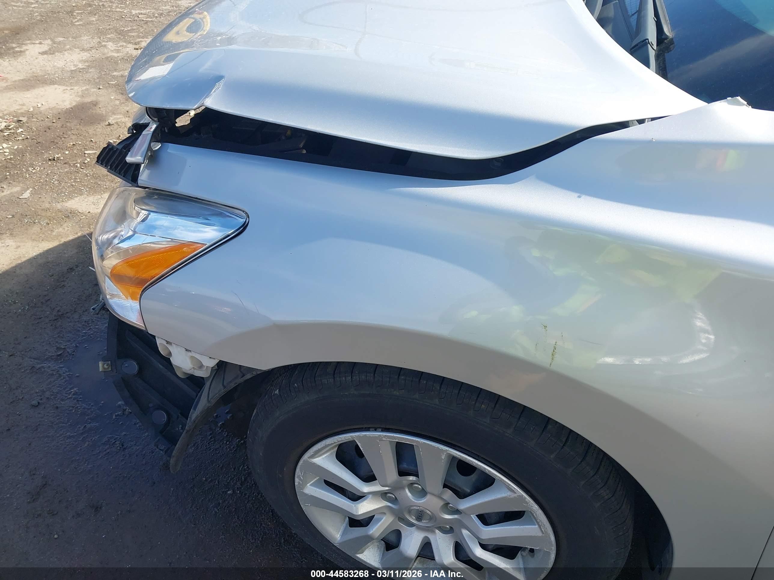 NISSAN ALTIMA image 6