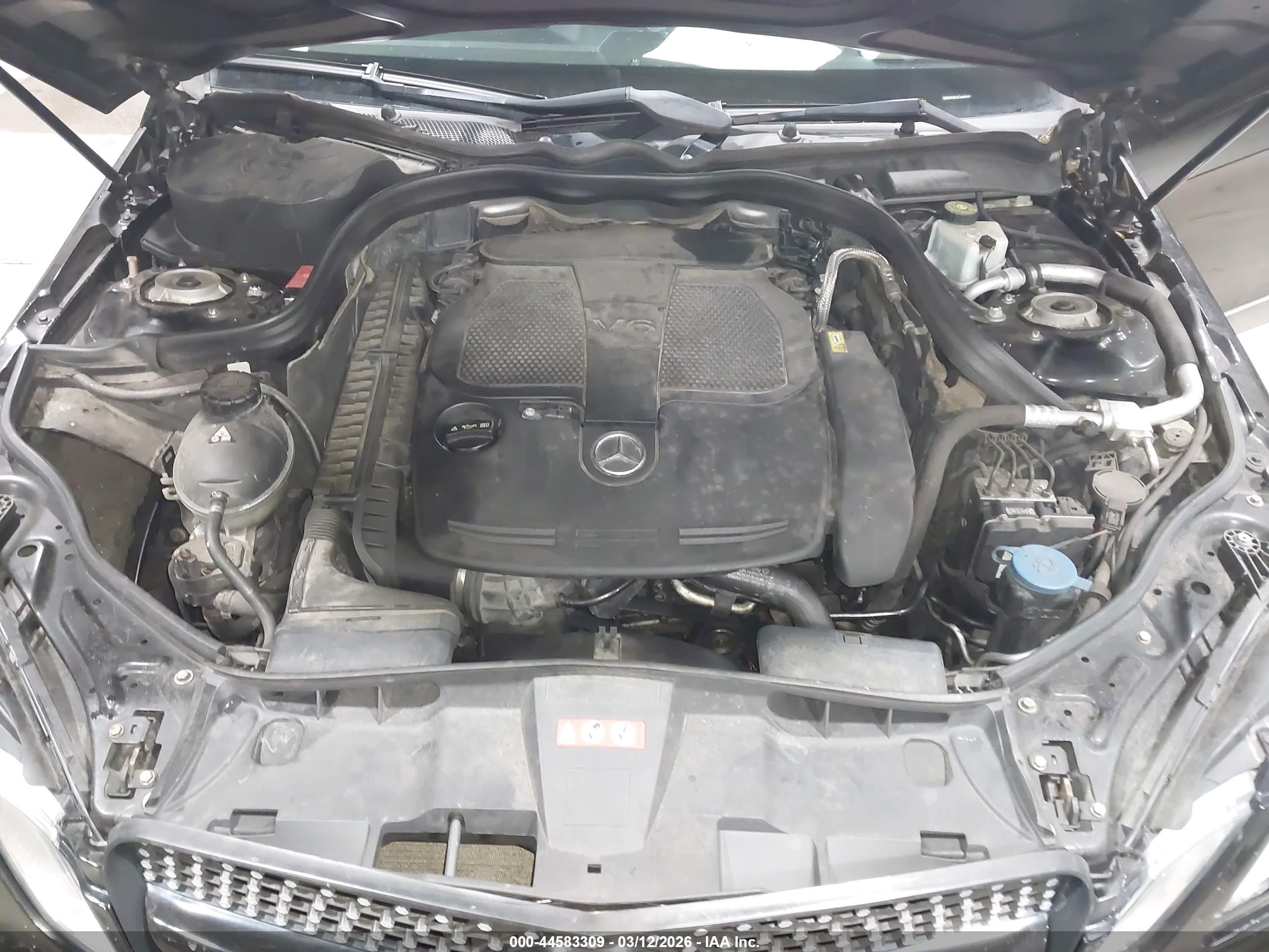 MERCEDES-BENZ E image 10
