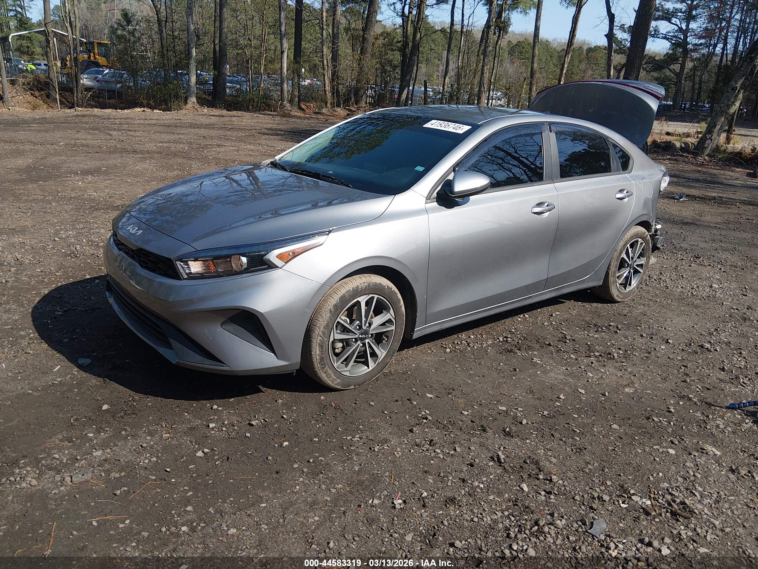KIA FORTE image 2