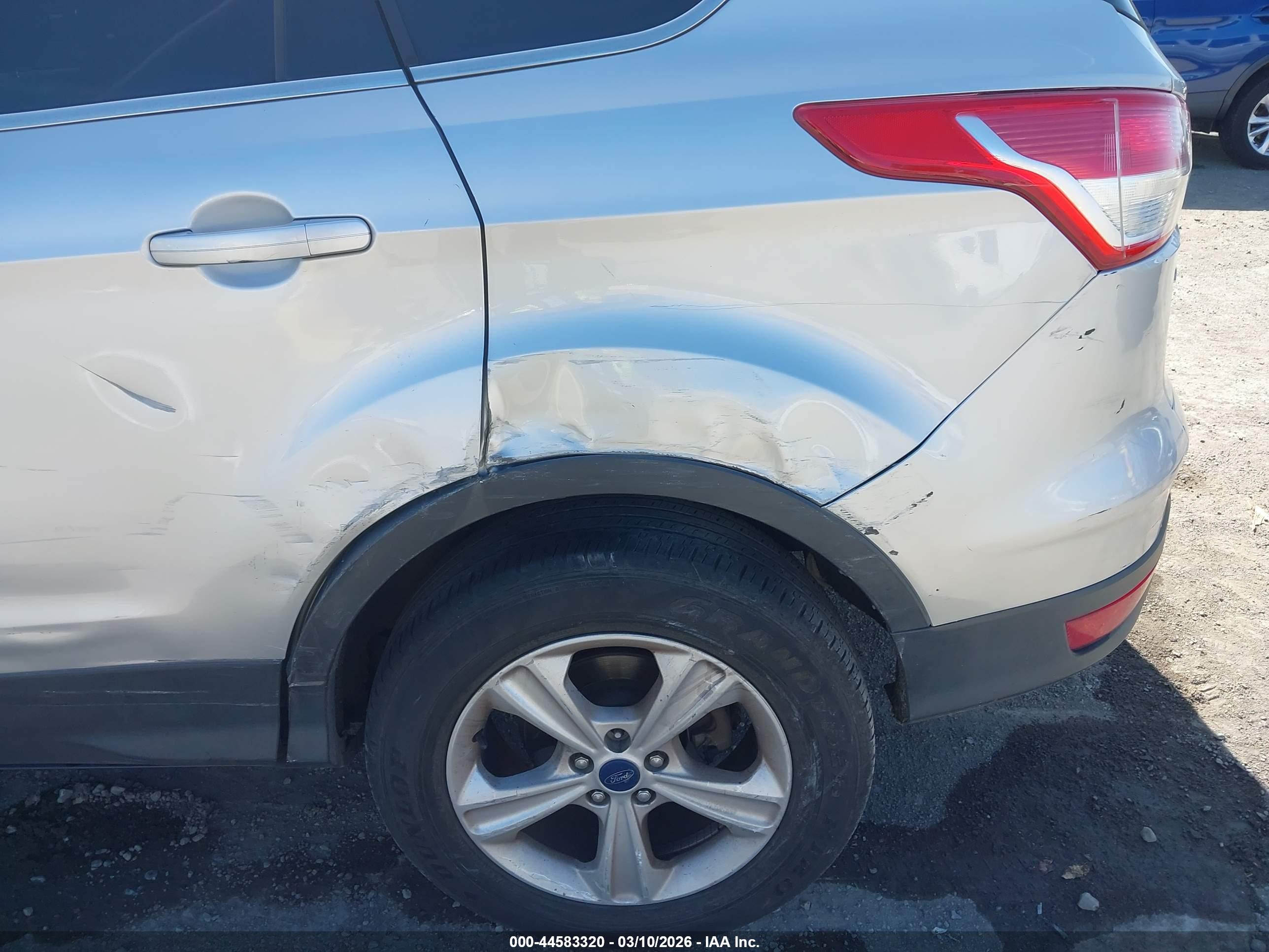 FORD ESCAPE image 6