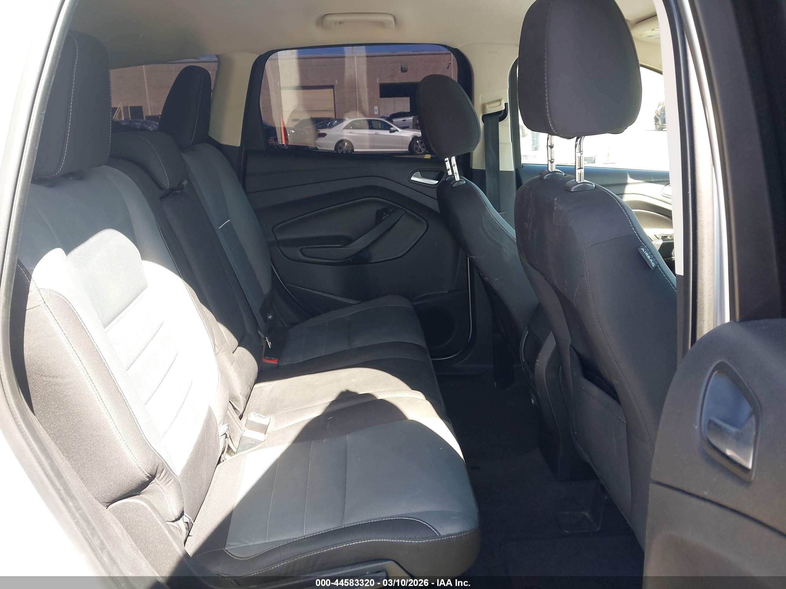FORD ESCAPE image 8