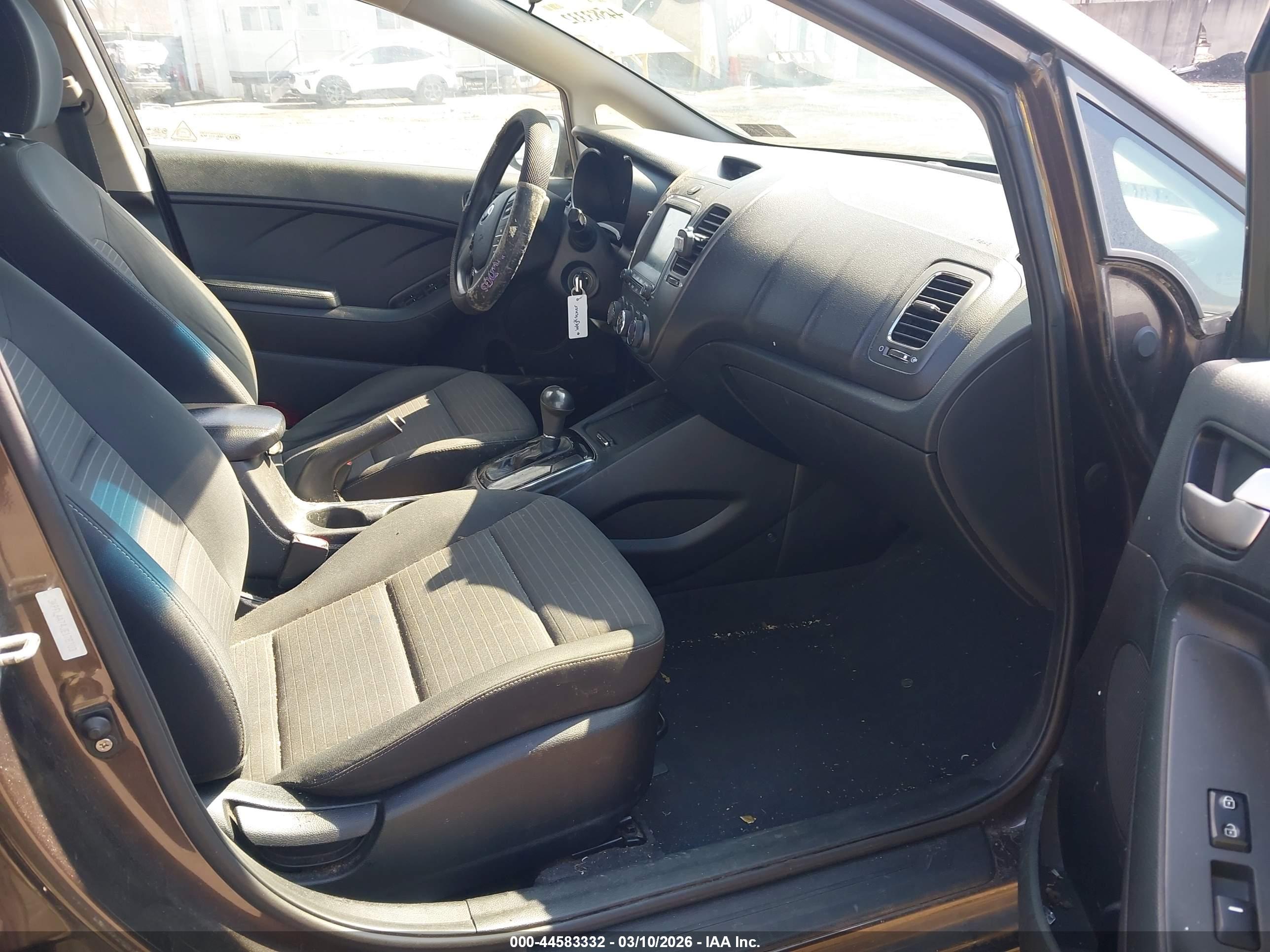 KIA FORTE image 5
