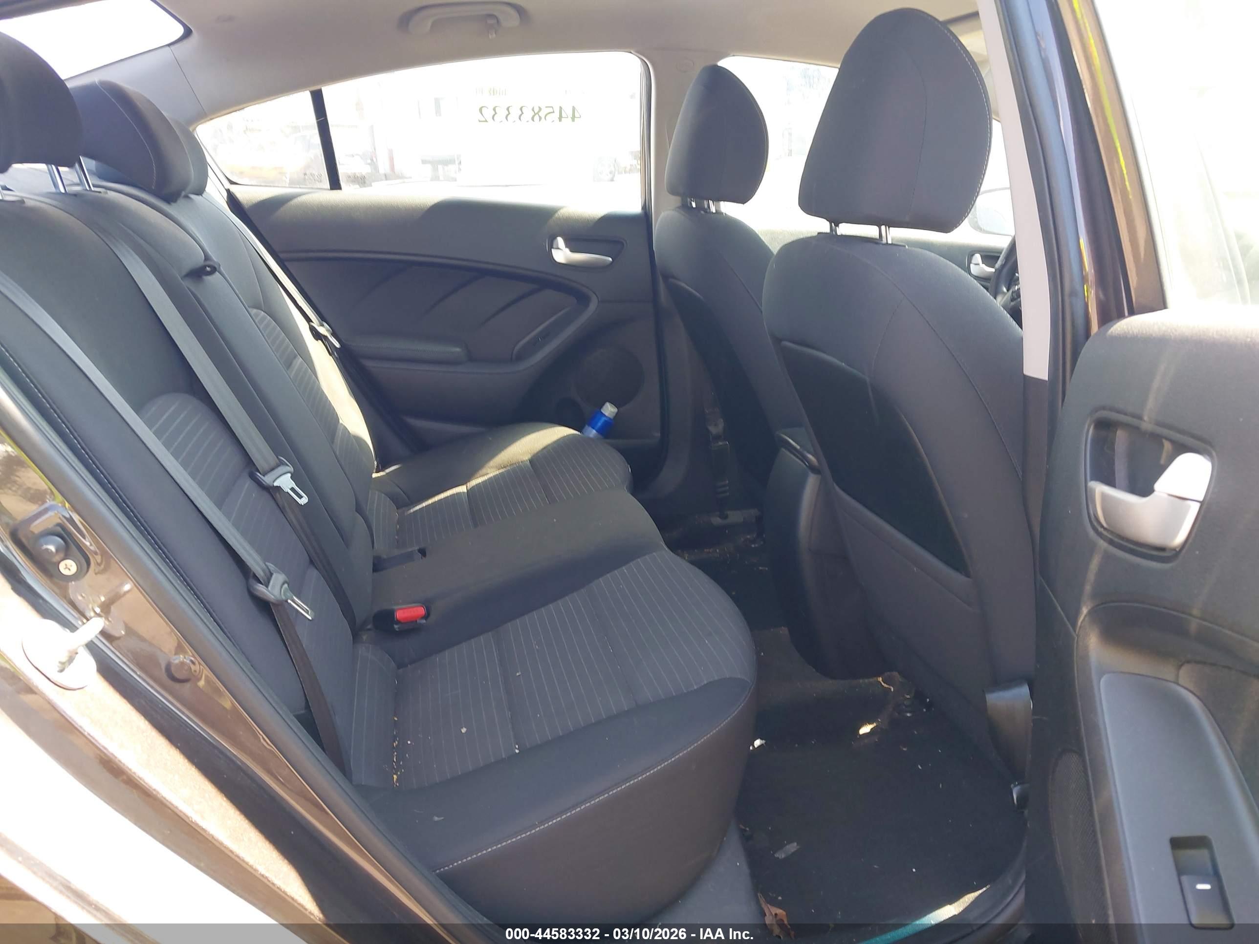 KIA FORTE image 8