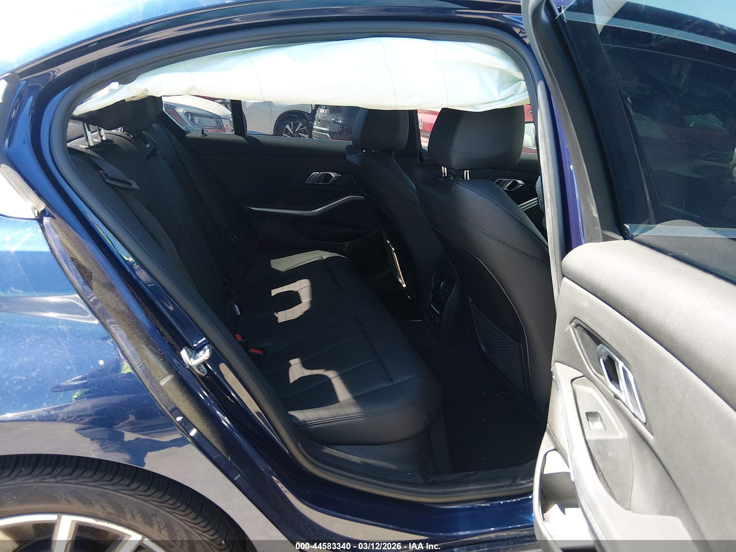 BMW 330I image 8