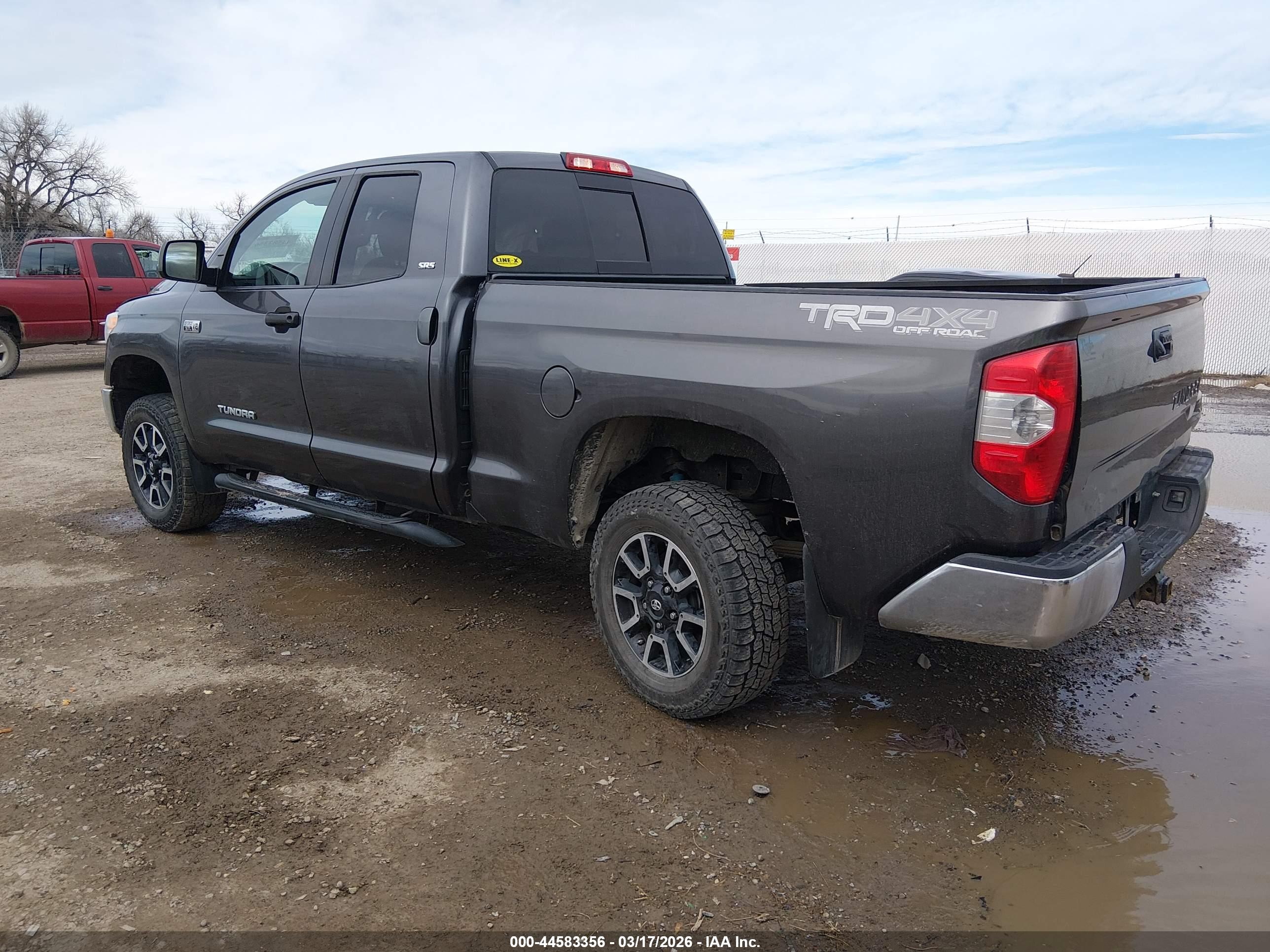 TOYOTA TUNDRA image 3
