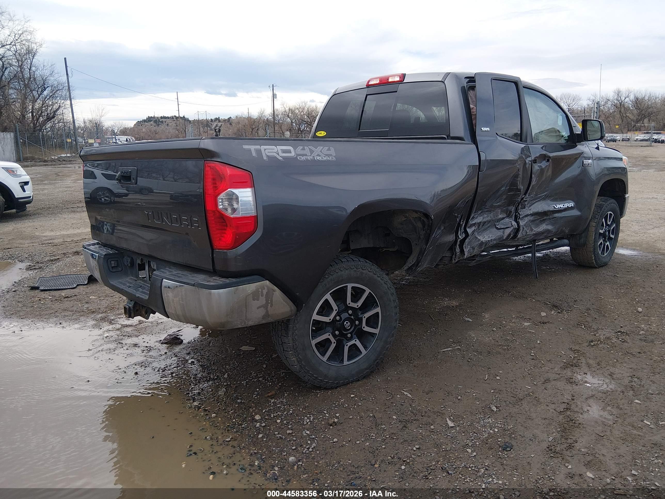 TOYOTA TUNDRA image 4