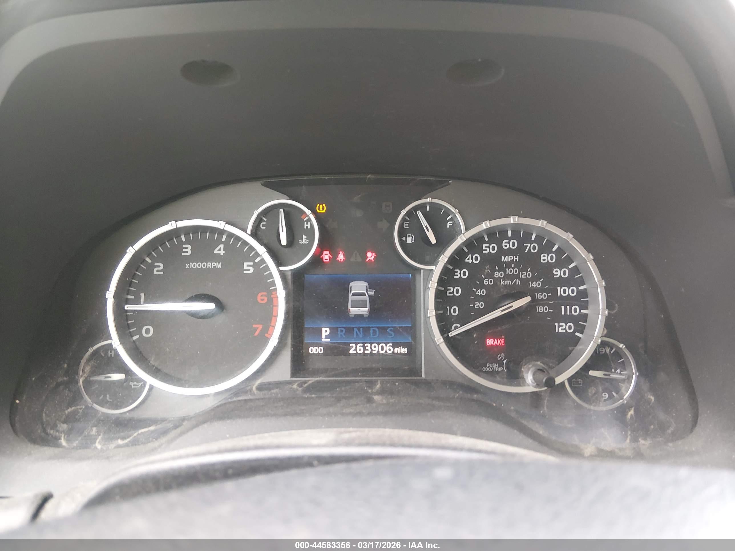 TOYOTA TUNDRA image 7