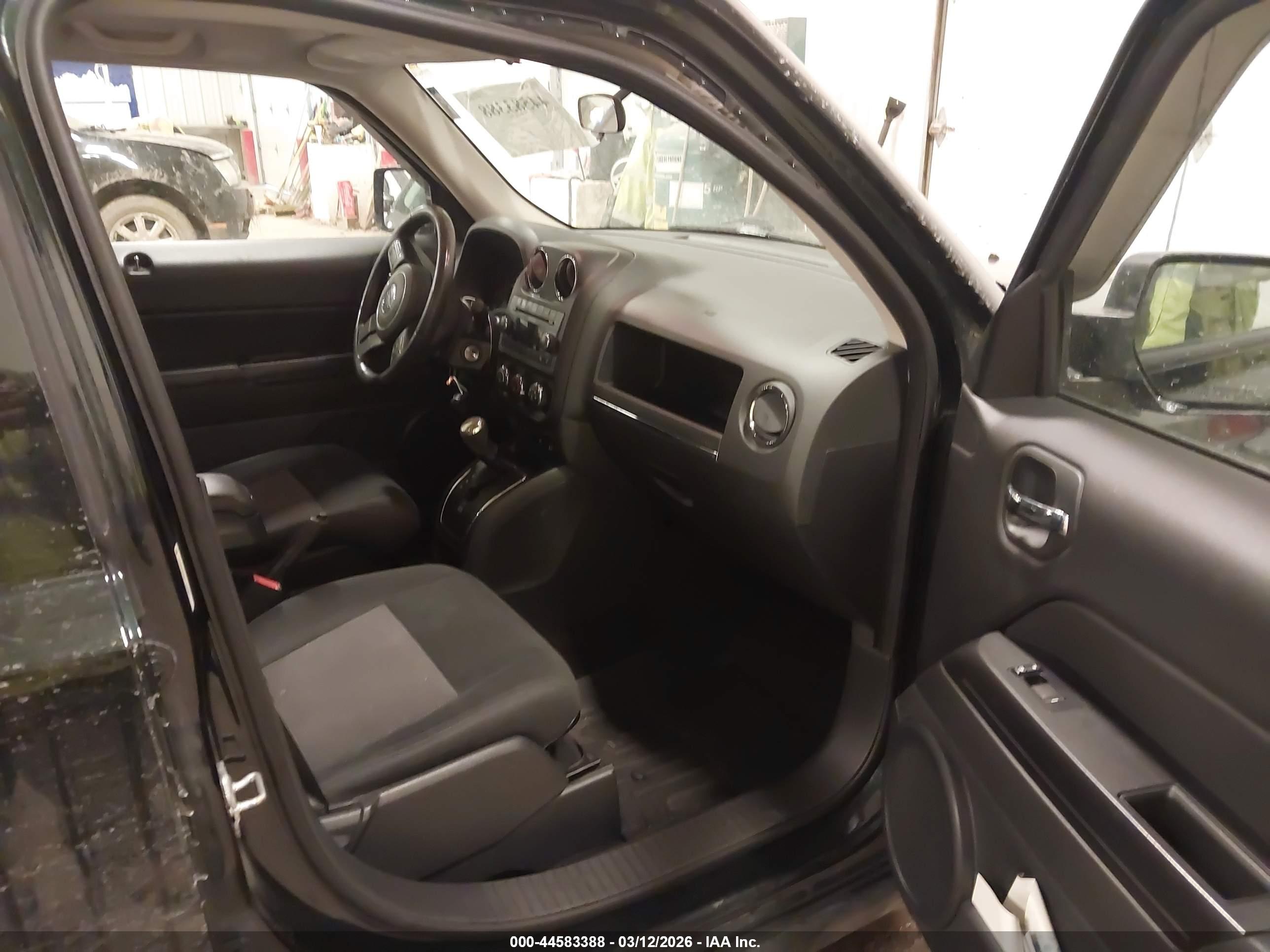 JEEP PATRIOT image 5