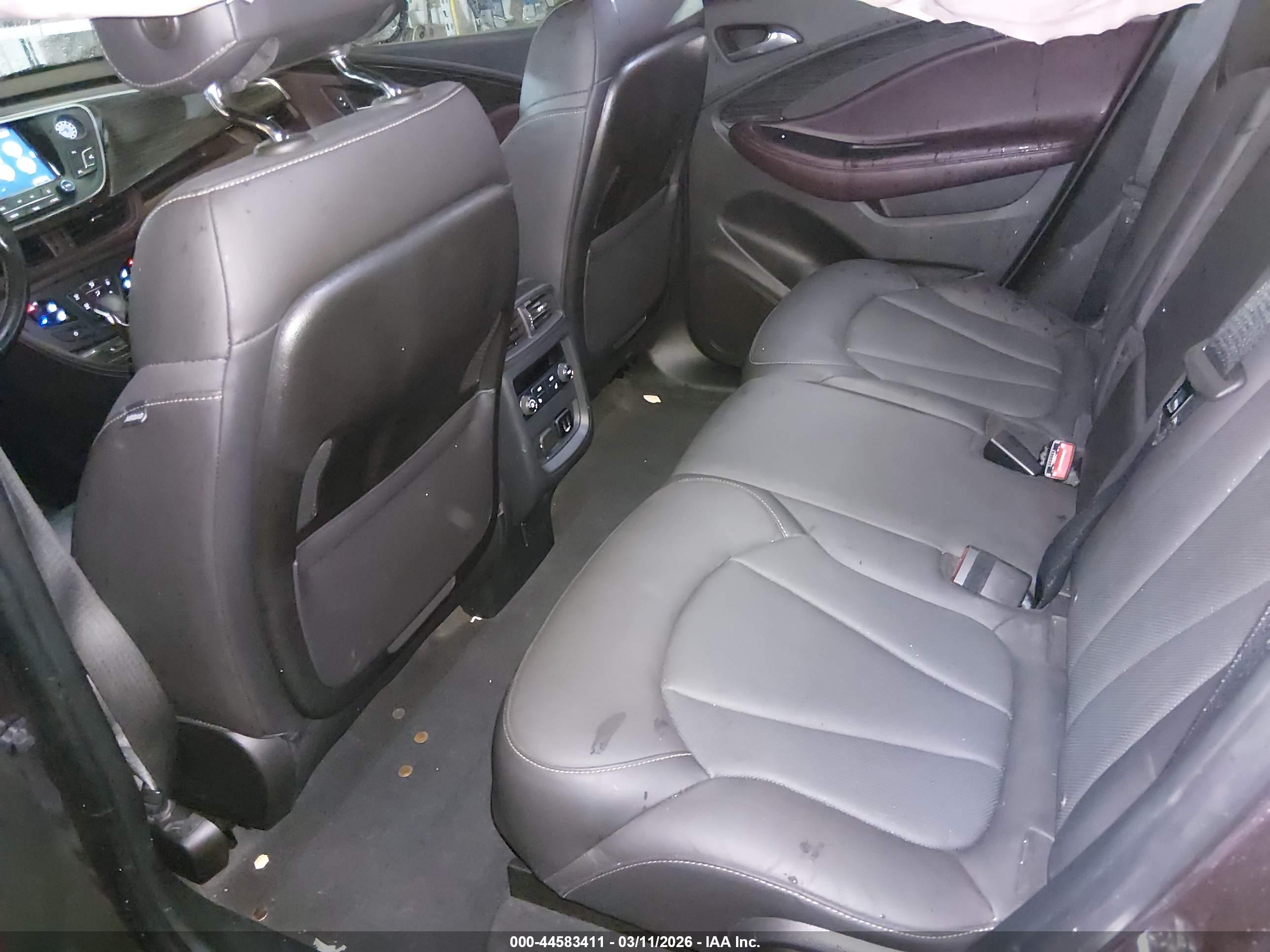 BUICK ENVISION image 8