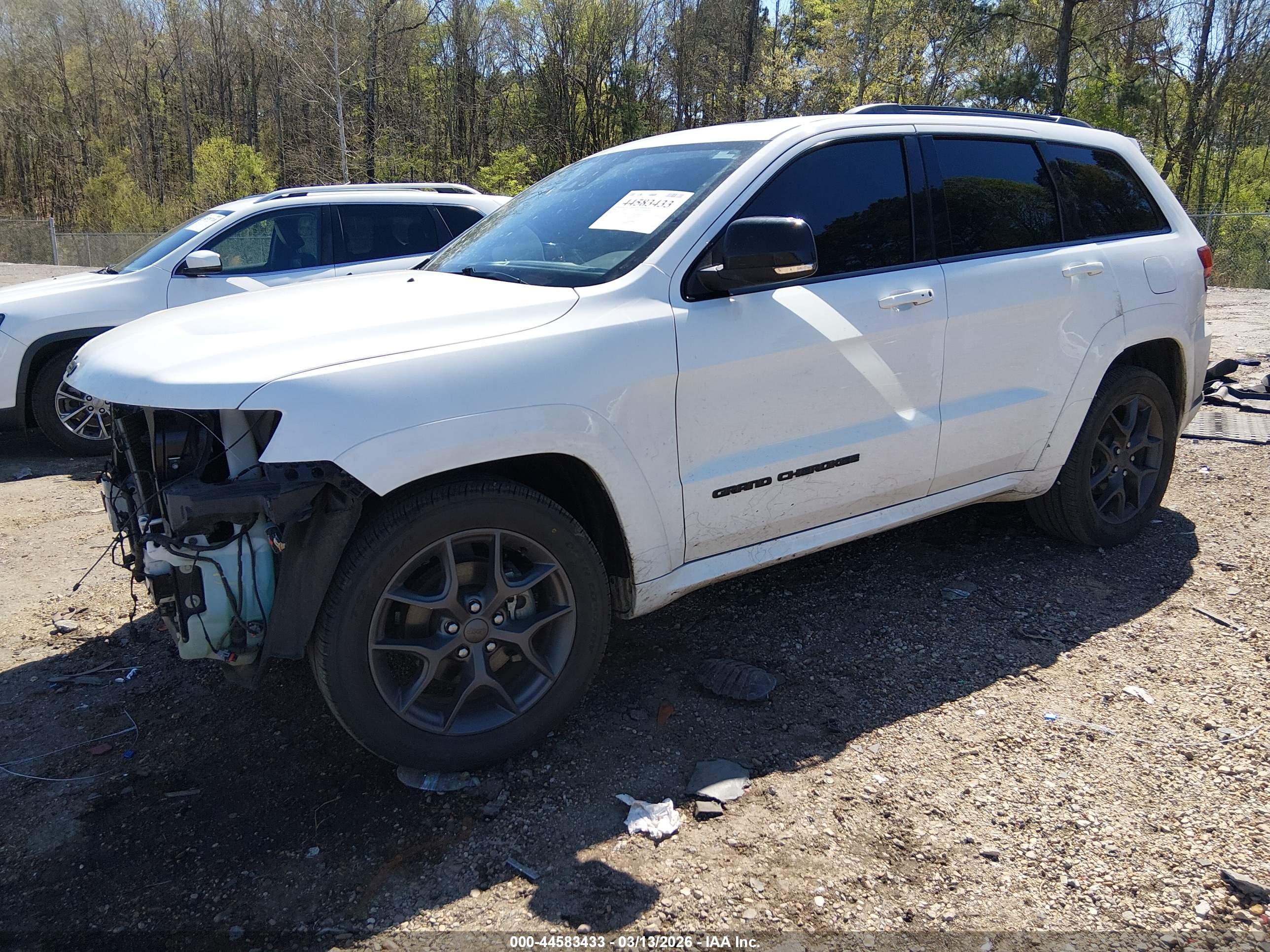JEEP GRAND image 2