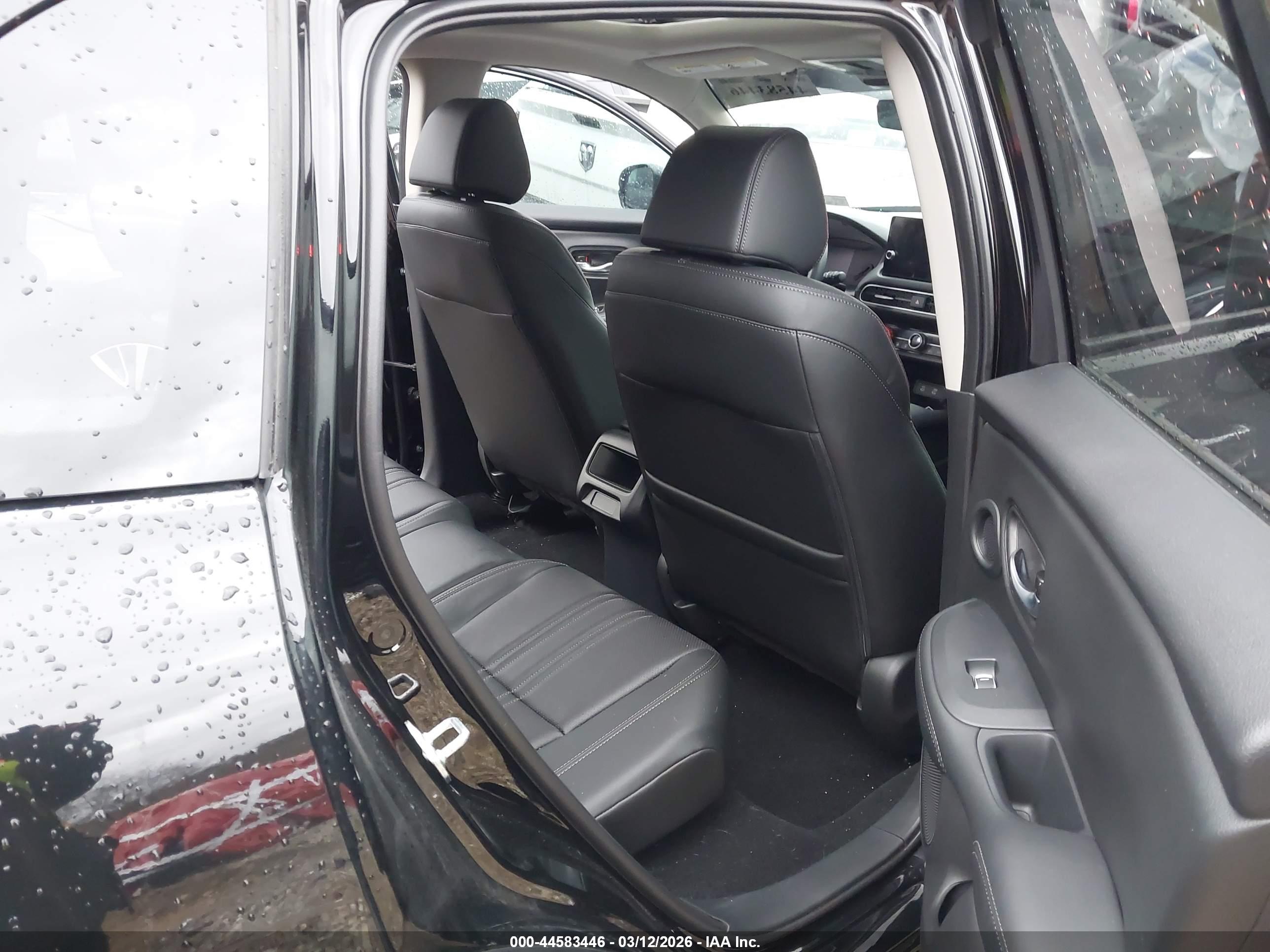 HONDA HR-V image 8