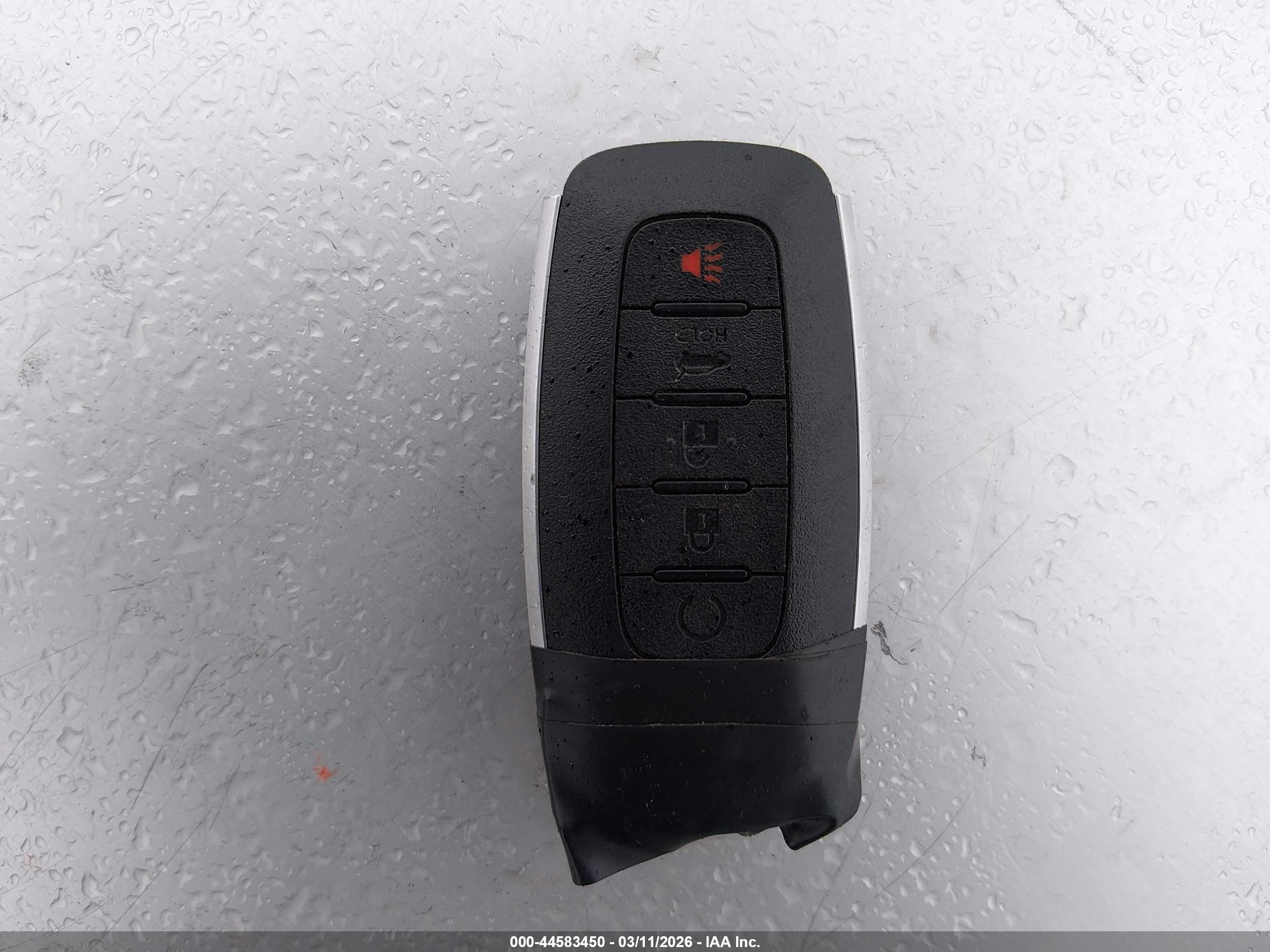 NISSAN ROGUE image 11