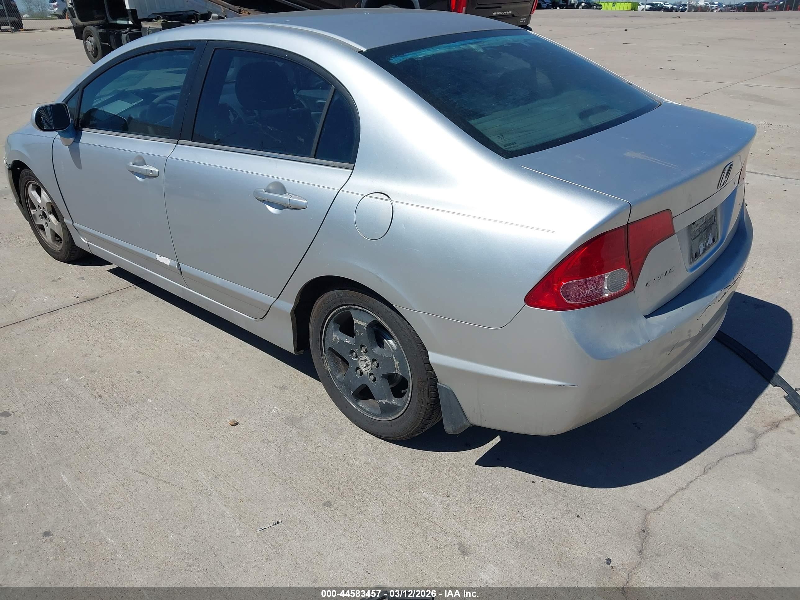 HONDA CIVIC image 3