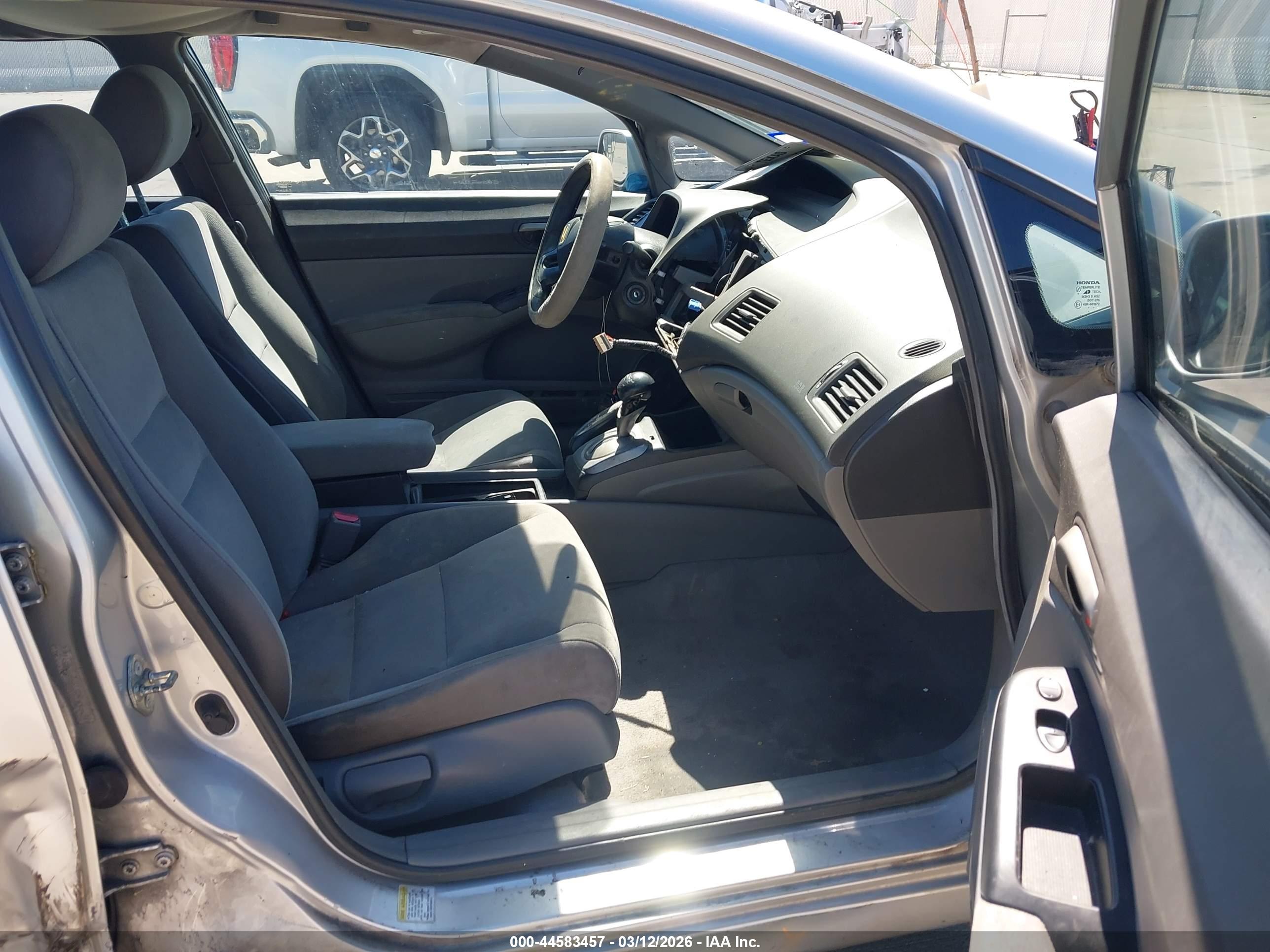 HONDA CIVIC image 5