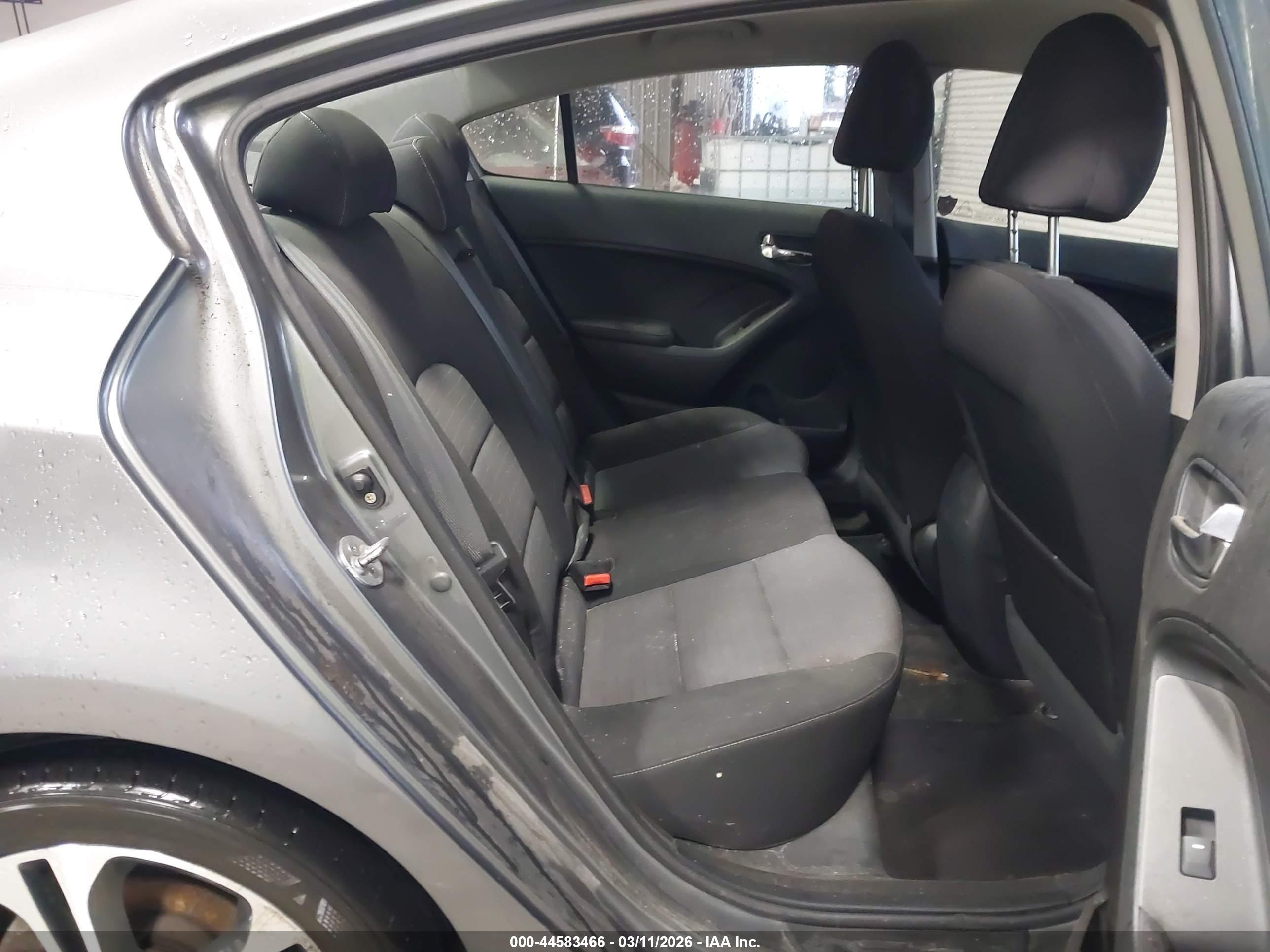 KIA FORTE image 8