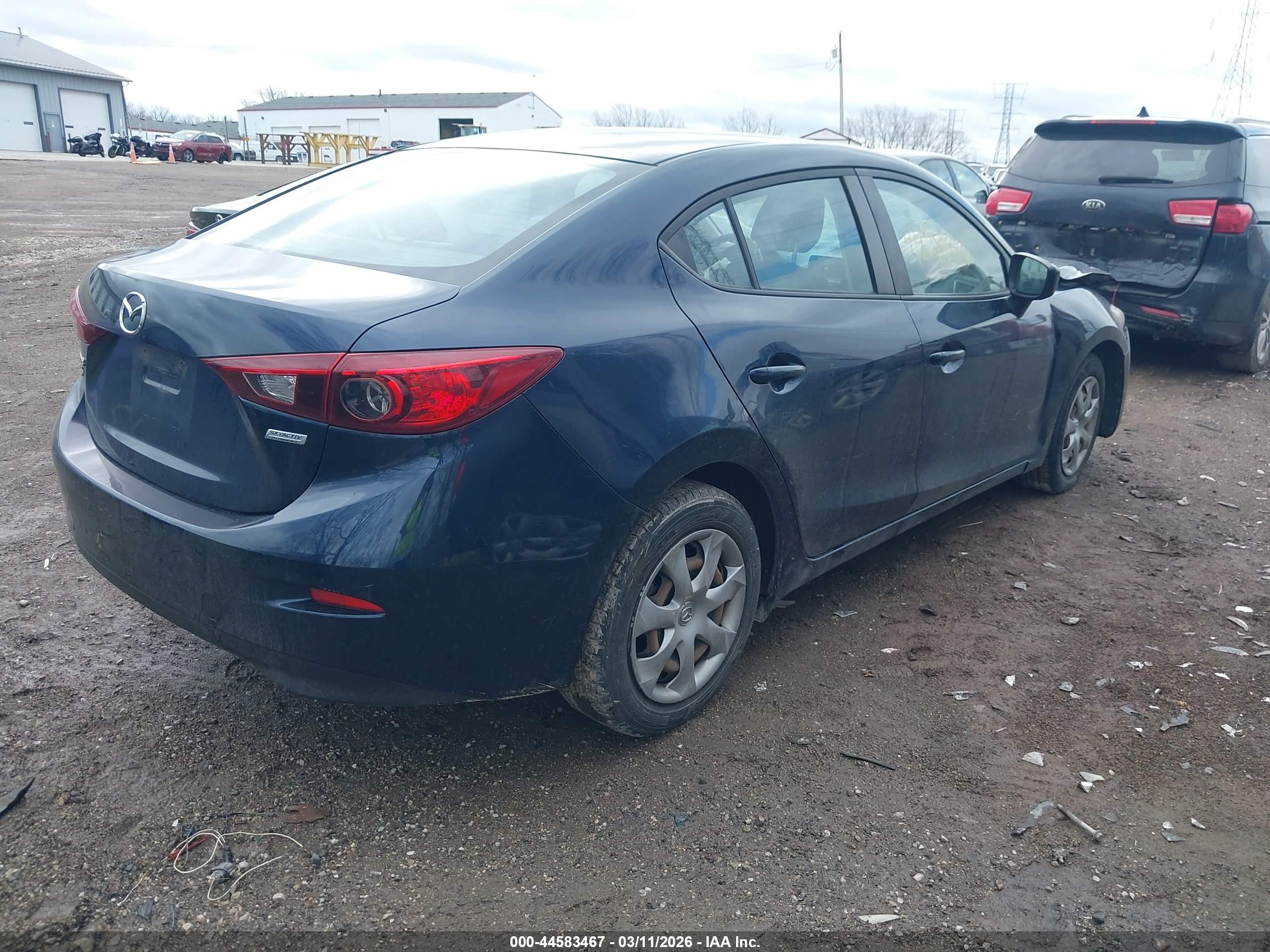 MAZDA MAZDA3 image 4