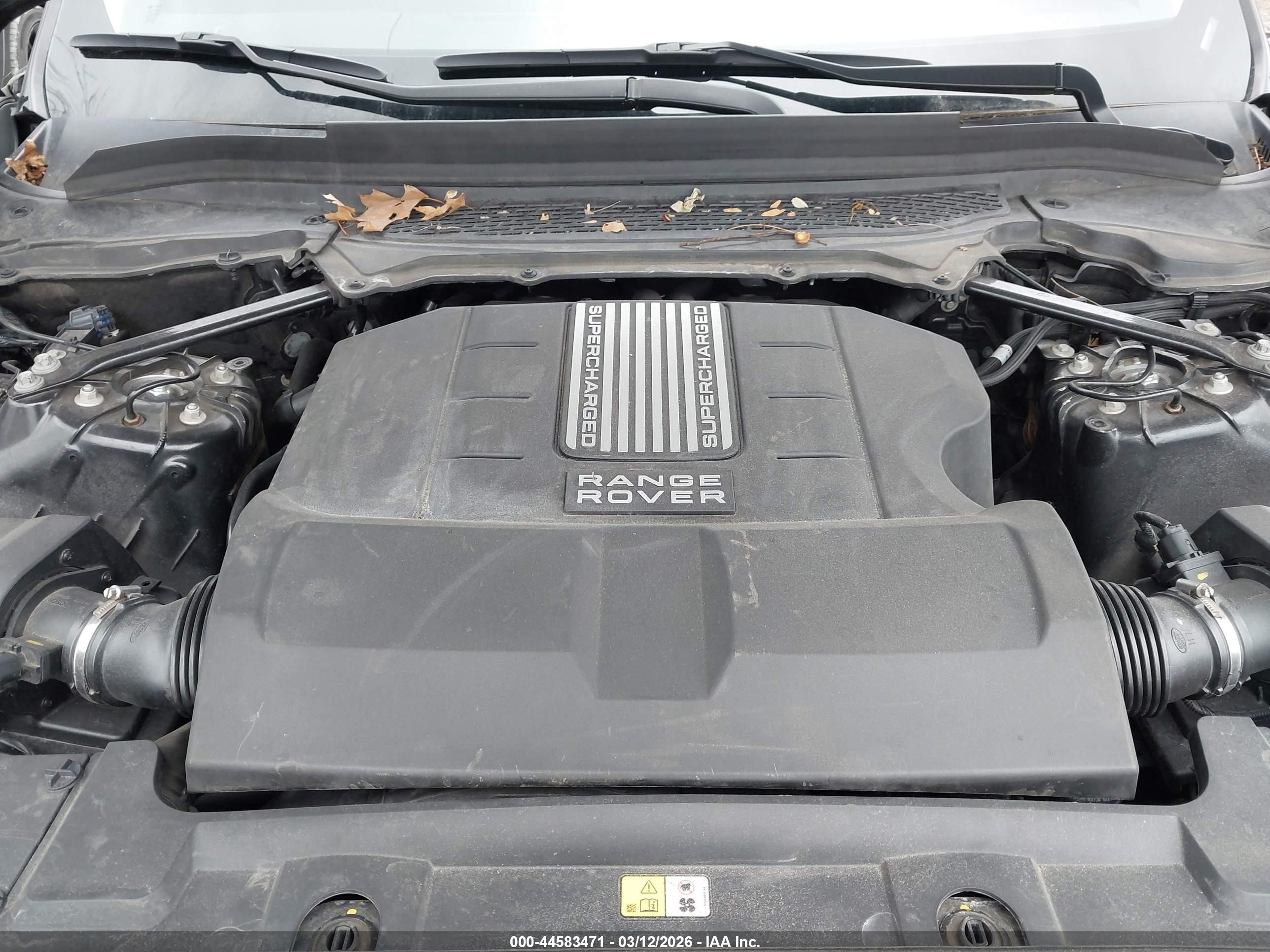 LAND ROVER image 10