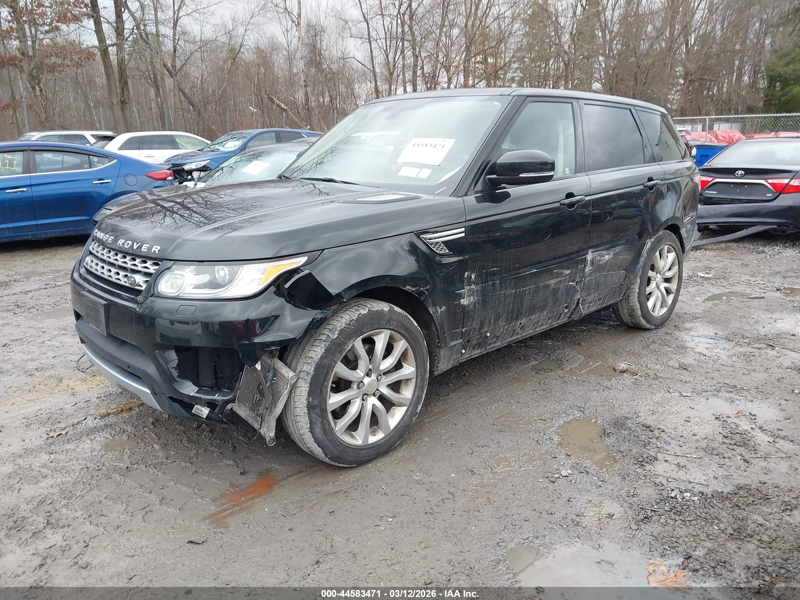 LAND ROVER image 2
