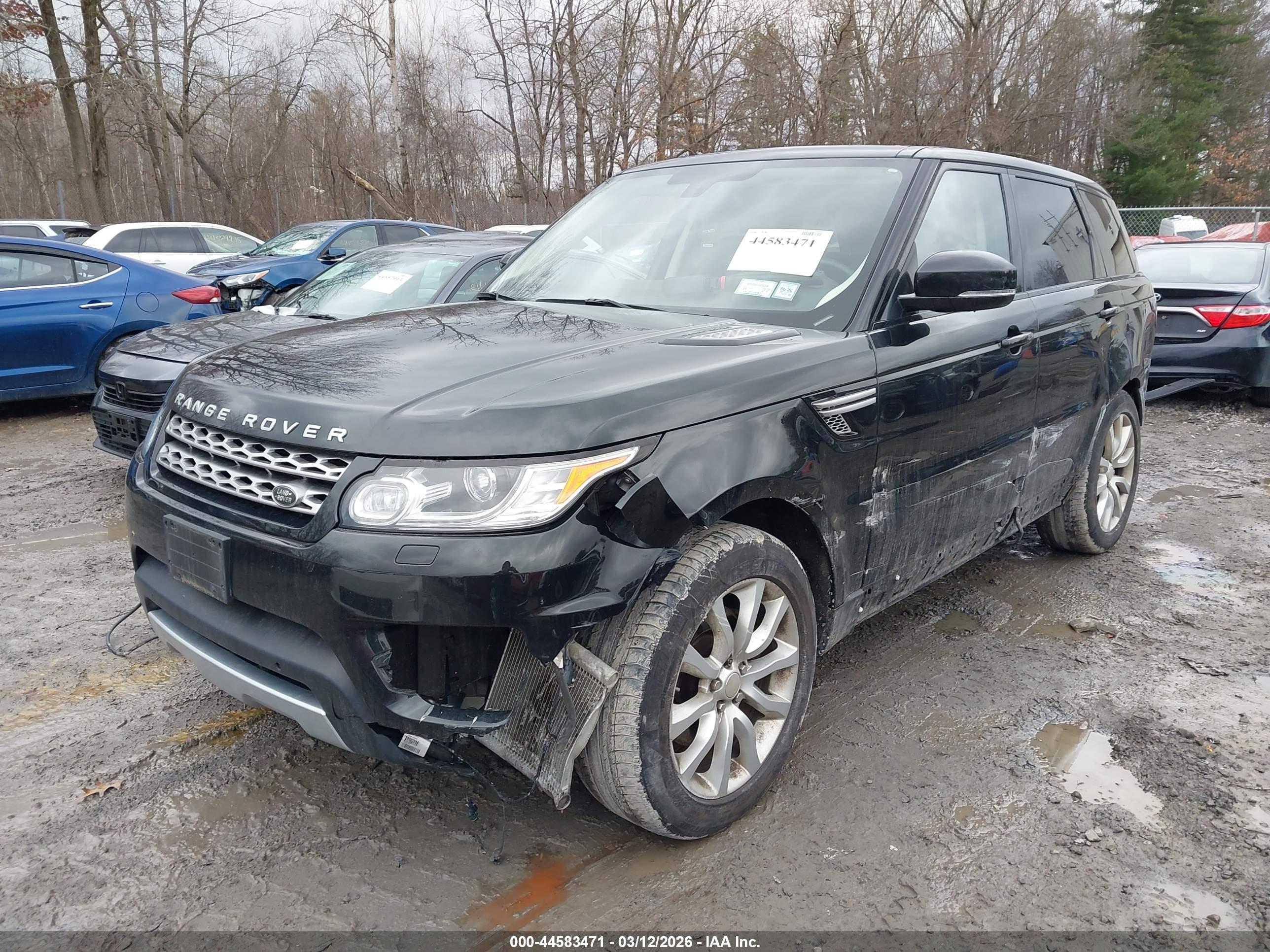 LAND ROVER image 6