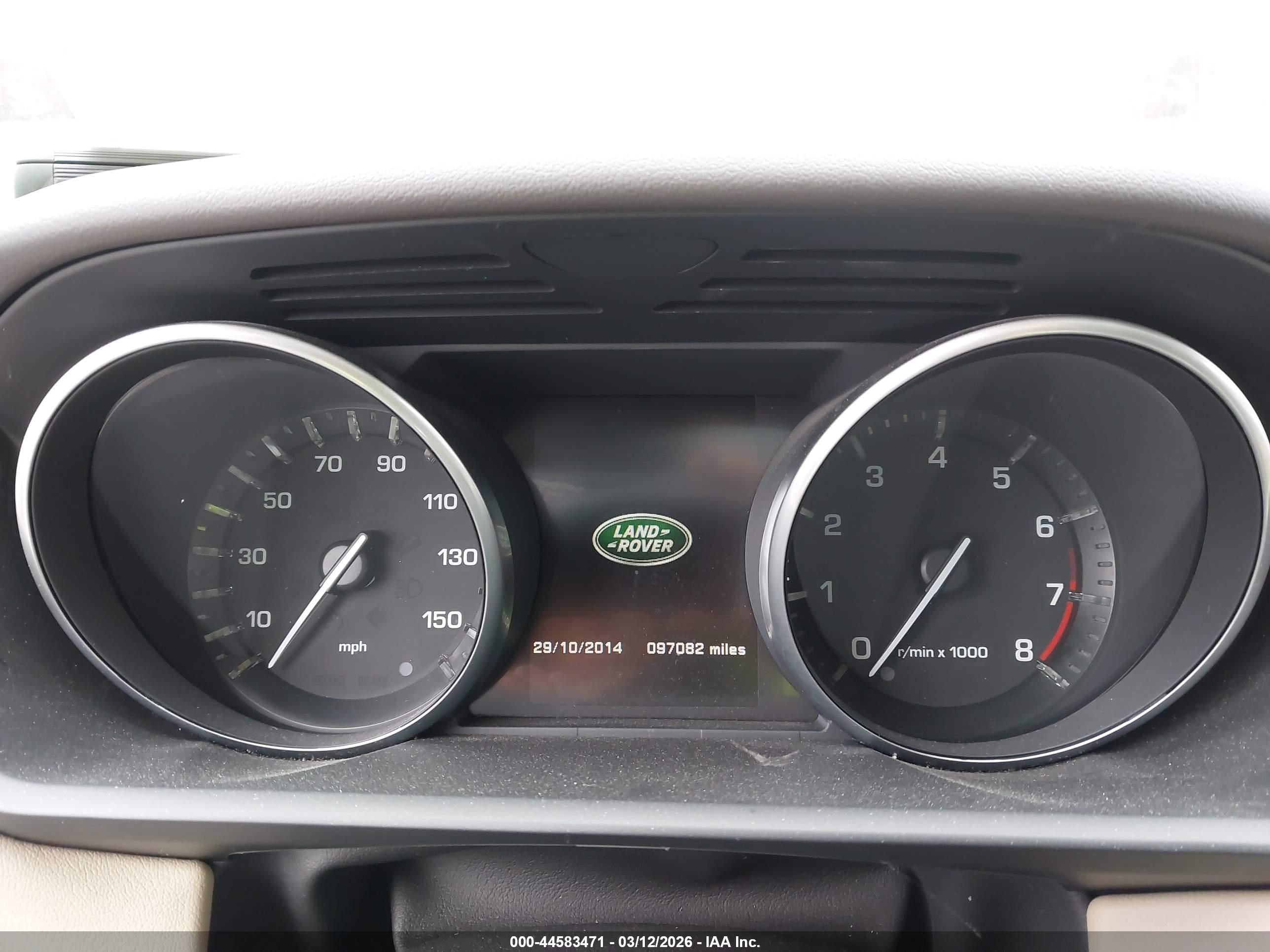 LAND ROVER image 7