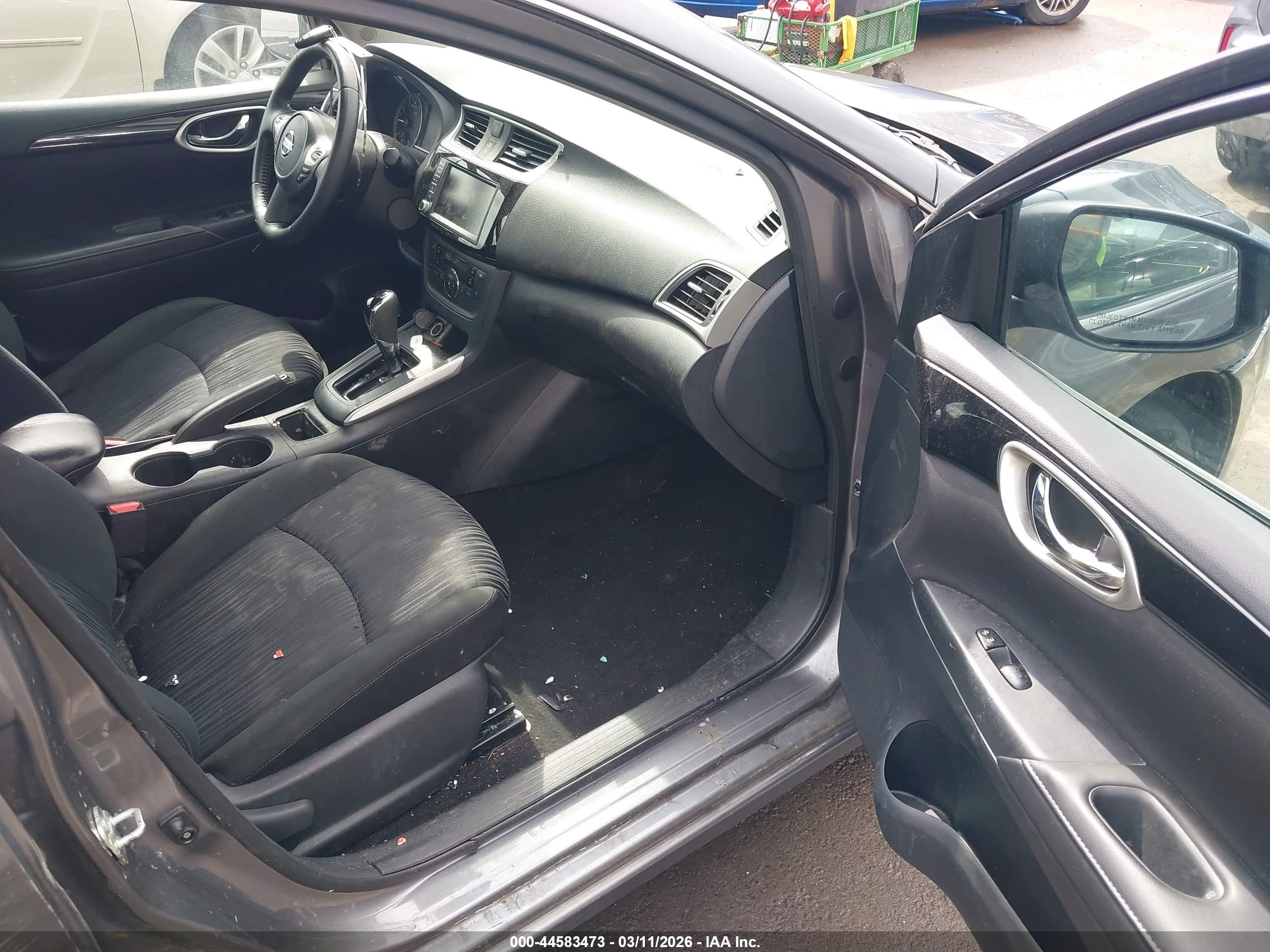 NISSAN SENTRA image 5