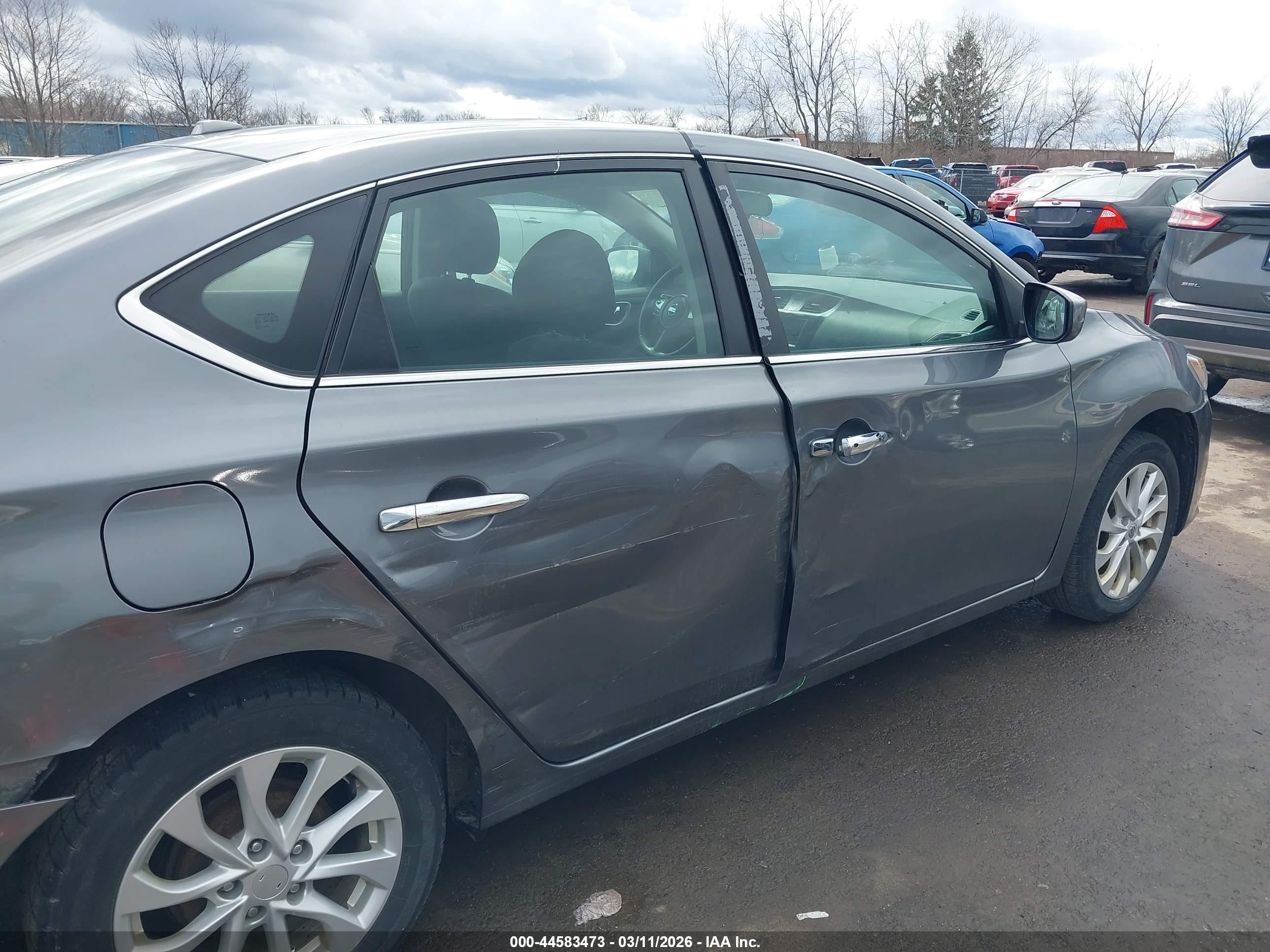 NISSAN SENTRA image 6