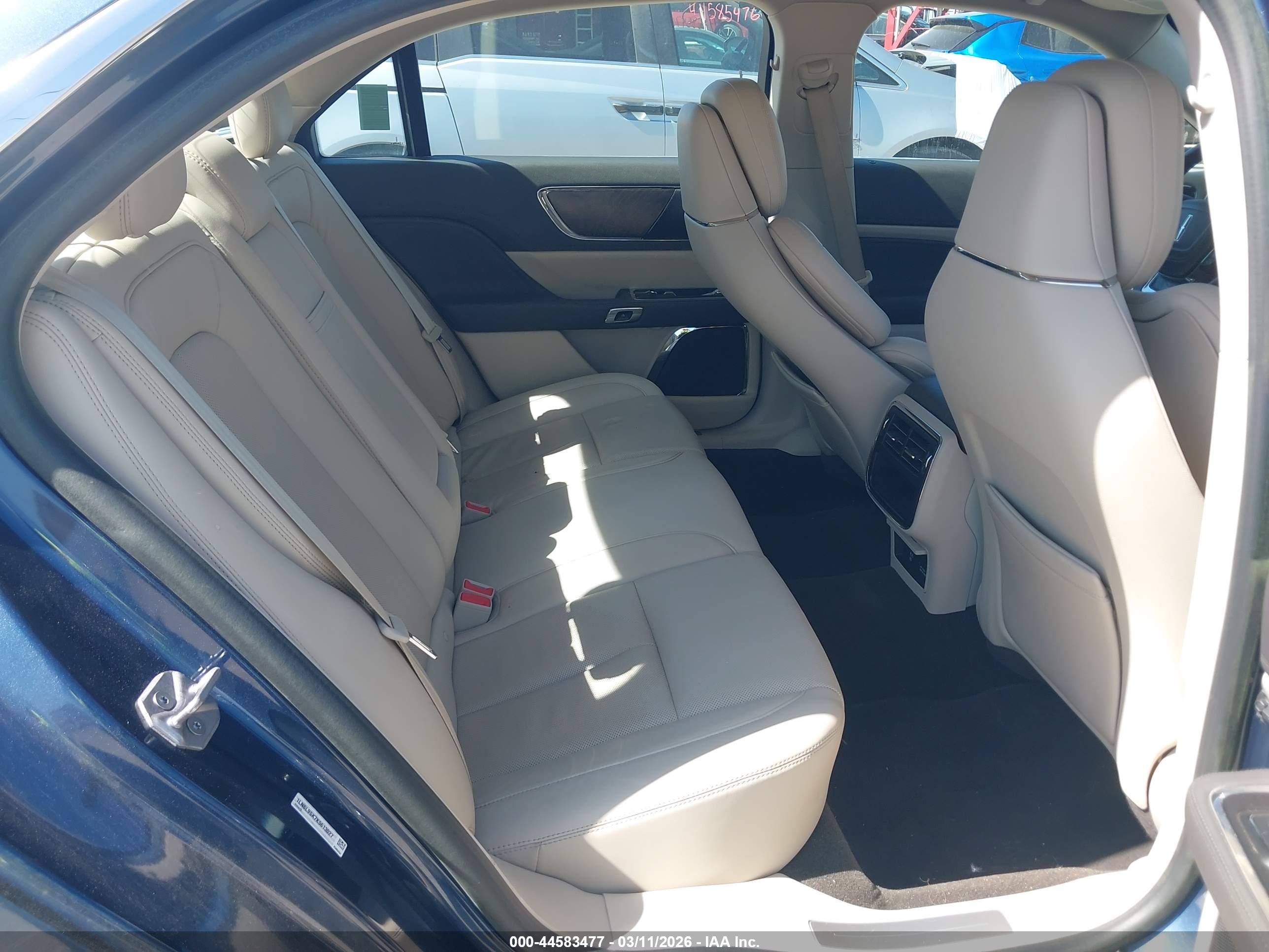 LINCOLN CONTINENTAL image 8
