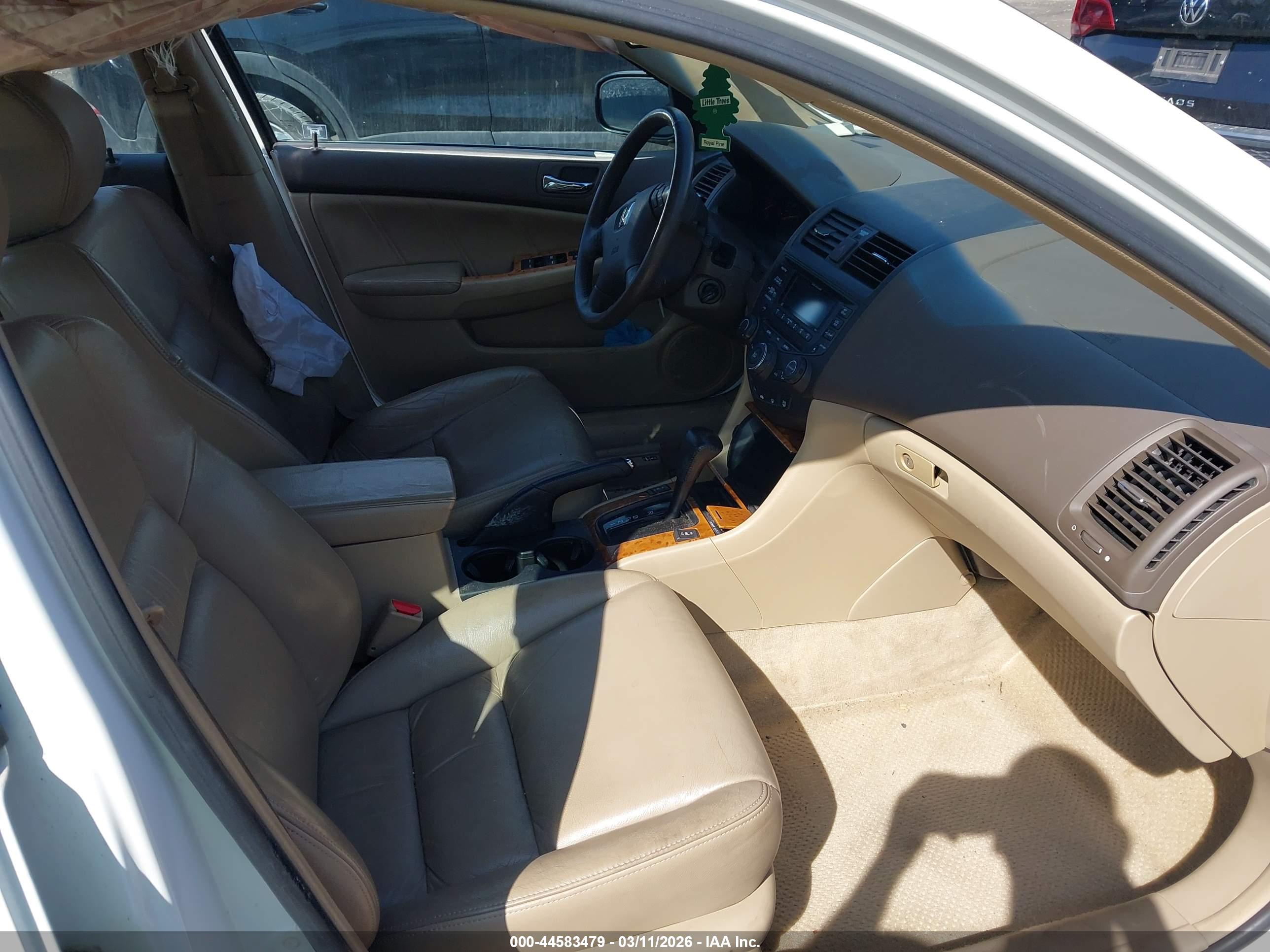 HONDA ACCORD image 5