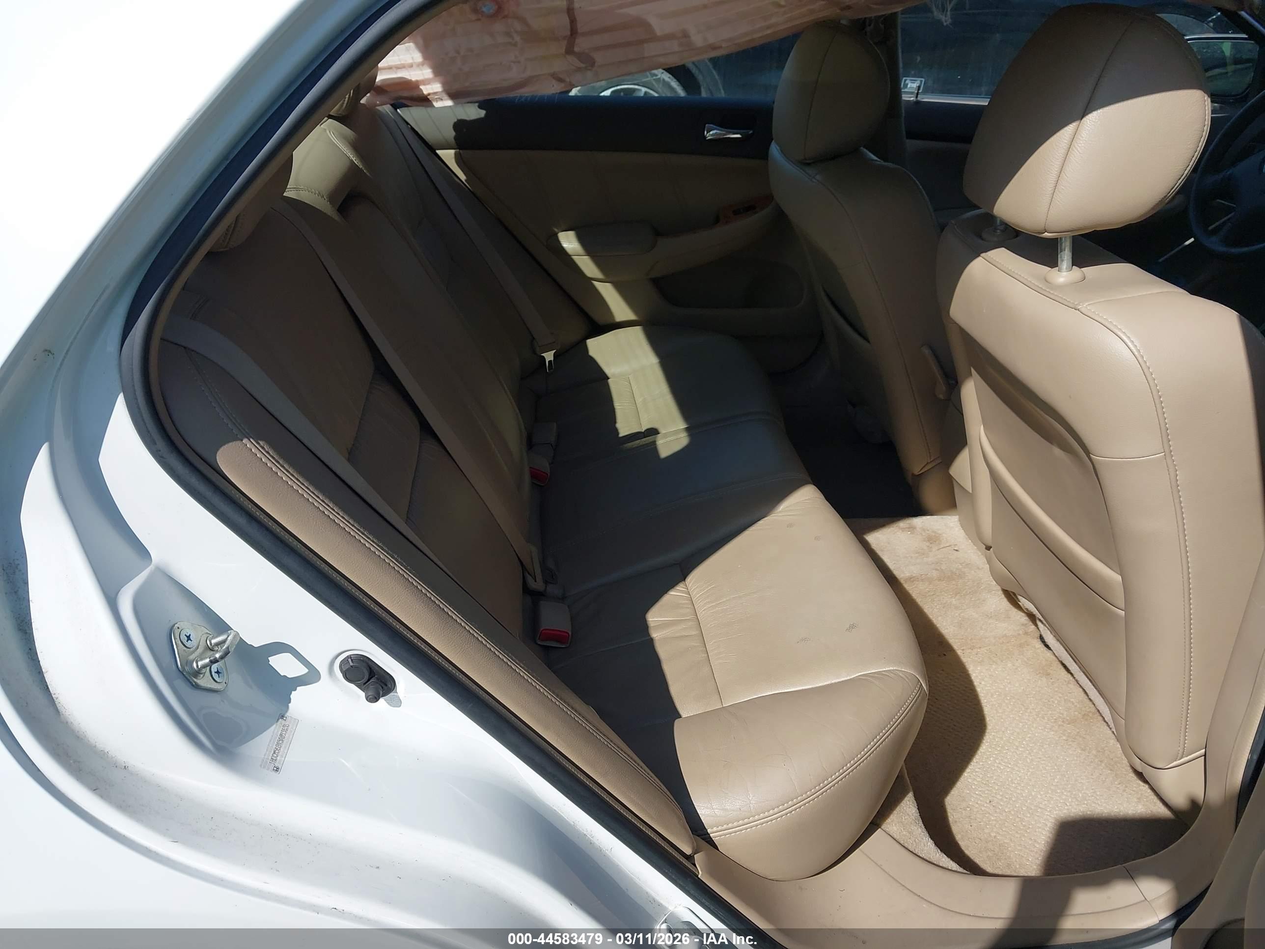 HONDA ACCORD image 8