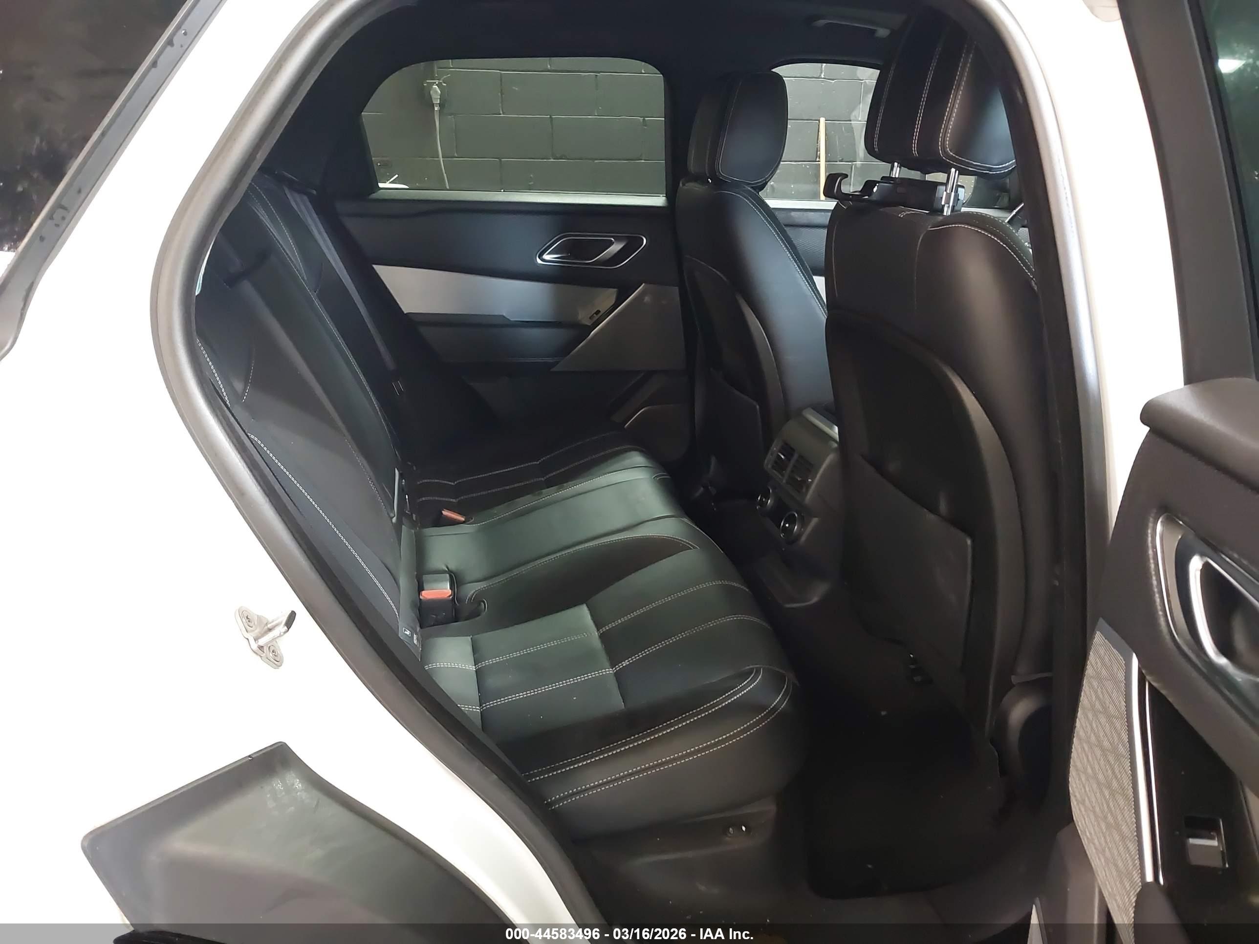 LAND ROVER image 8