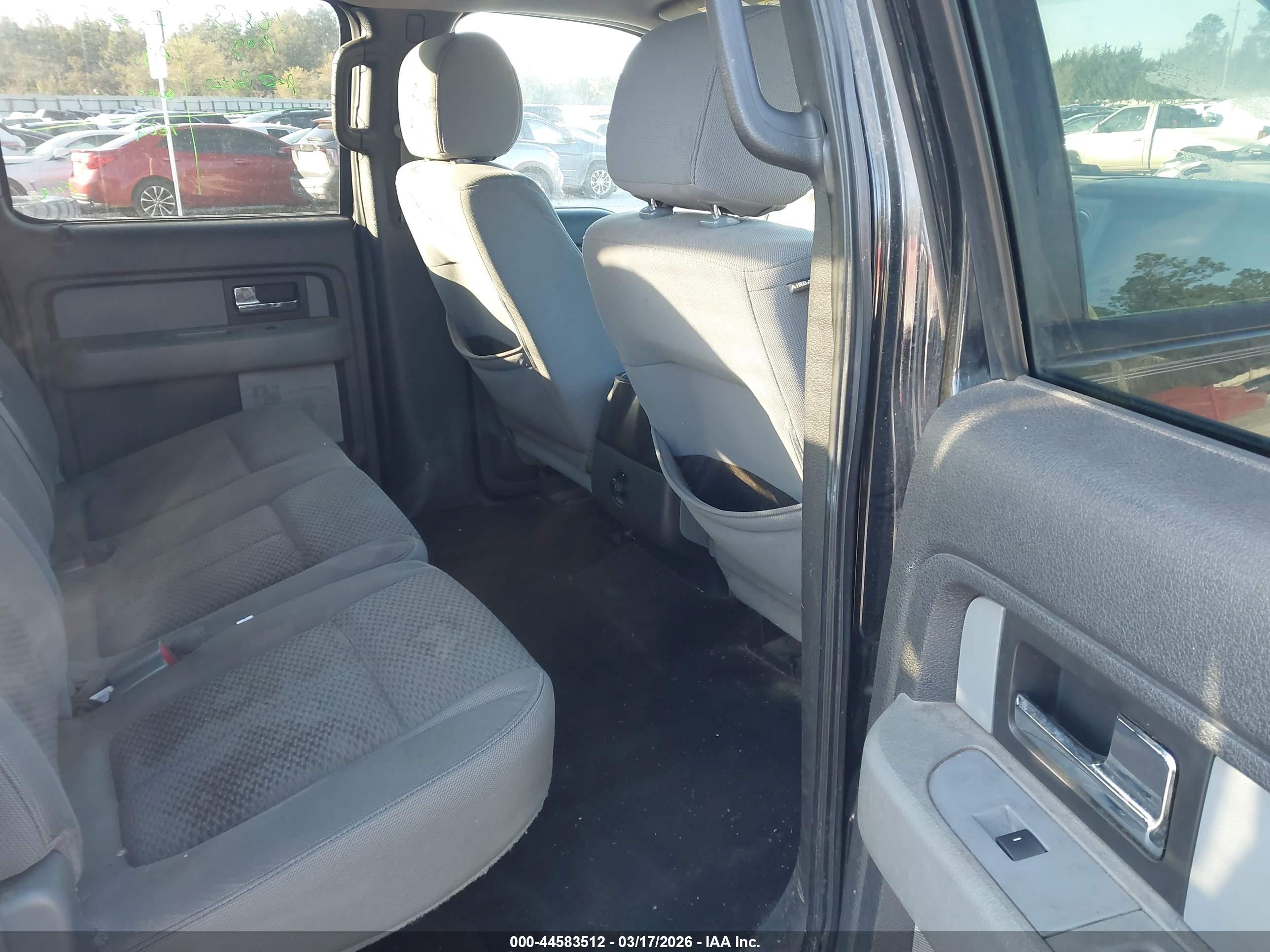 FORD F-150 image 8