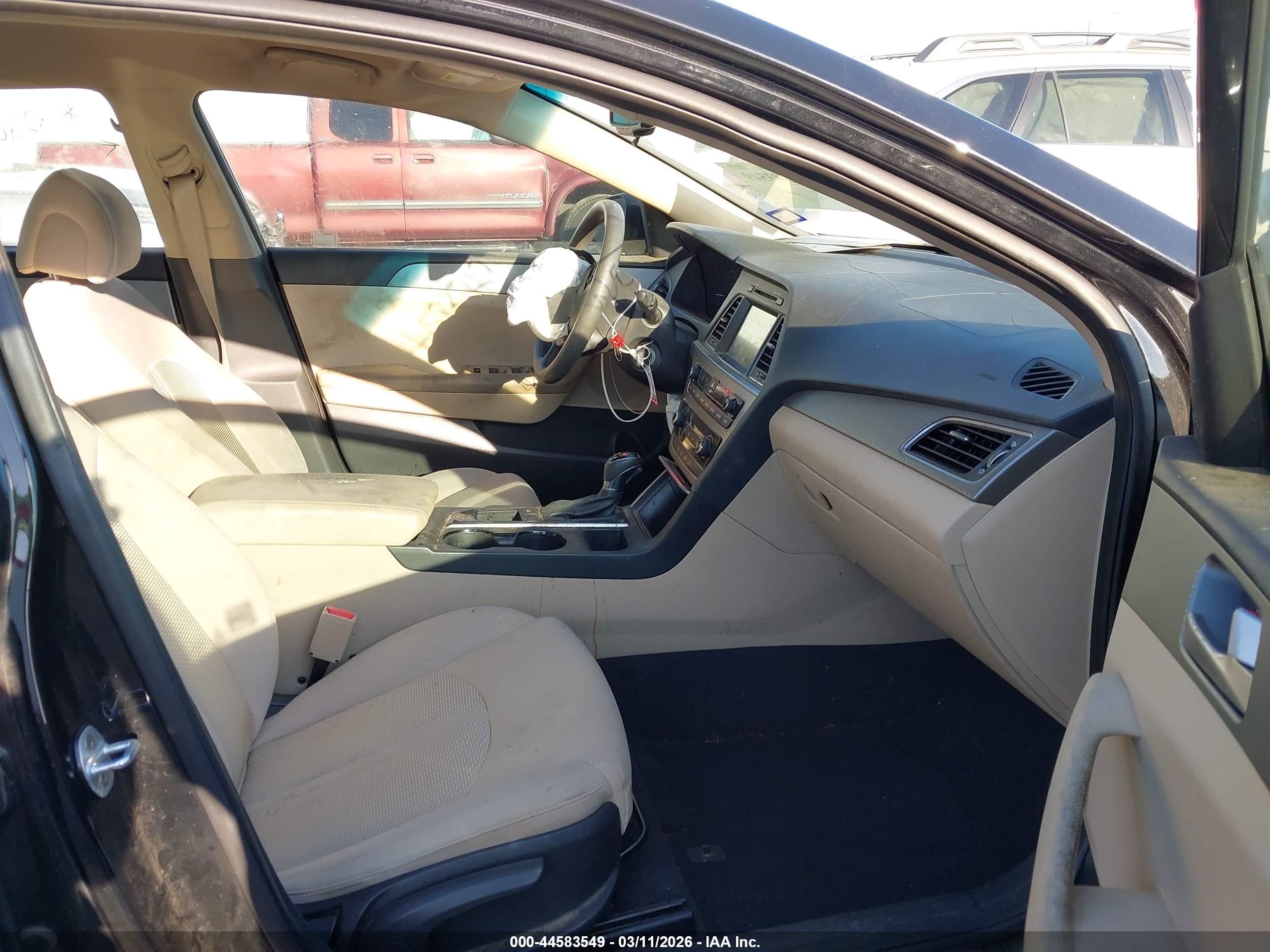 HYUNDAI SONATA image 5