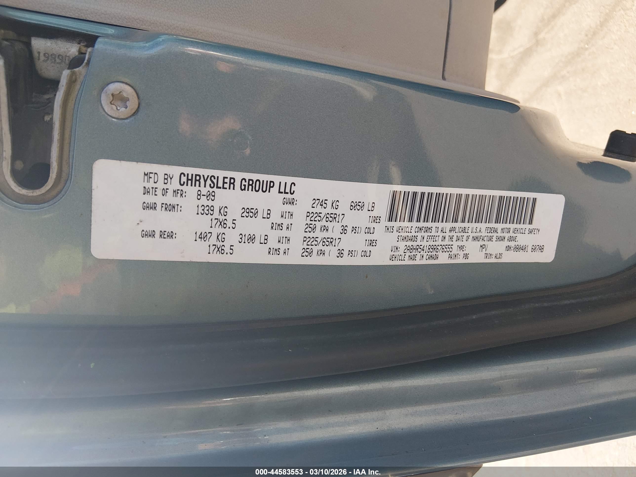 CHRYSLER TOWN image 9