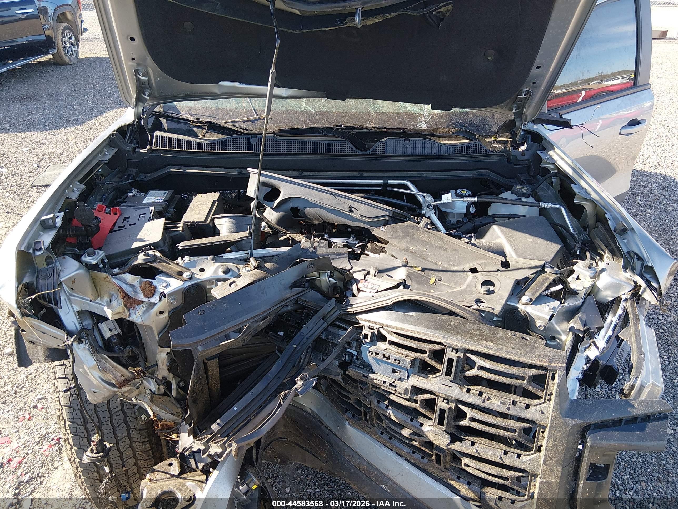 GMC CANYON image 10