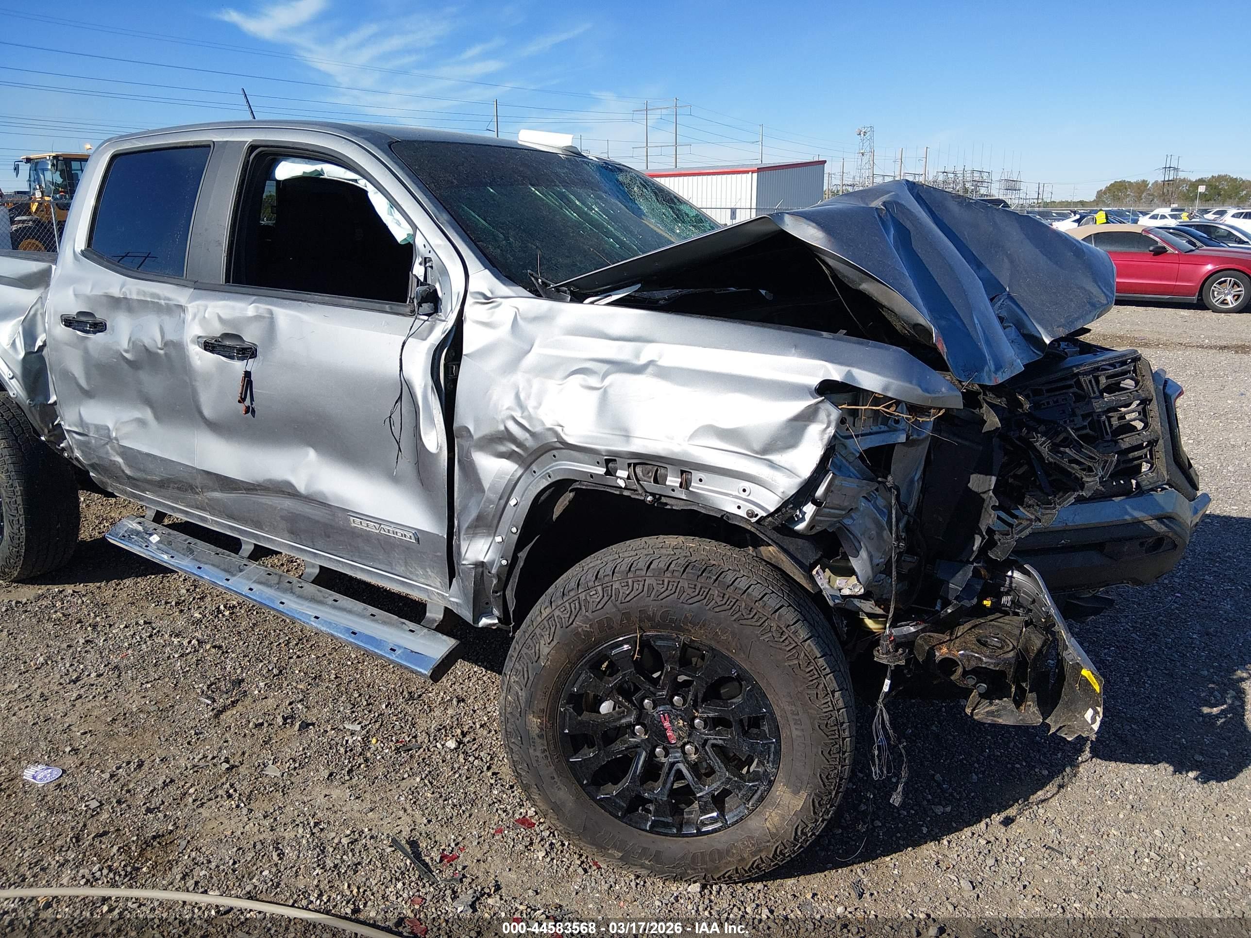GMC CANYON image 6