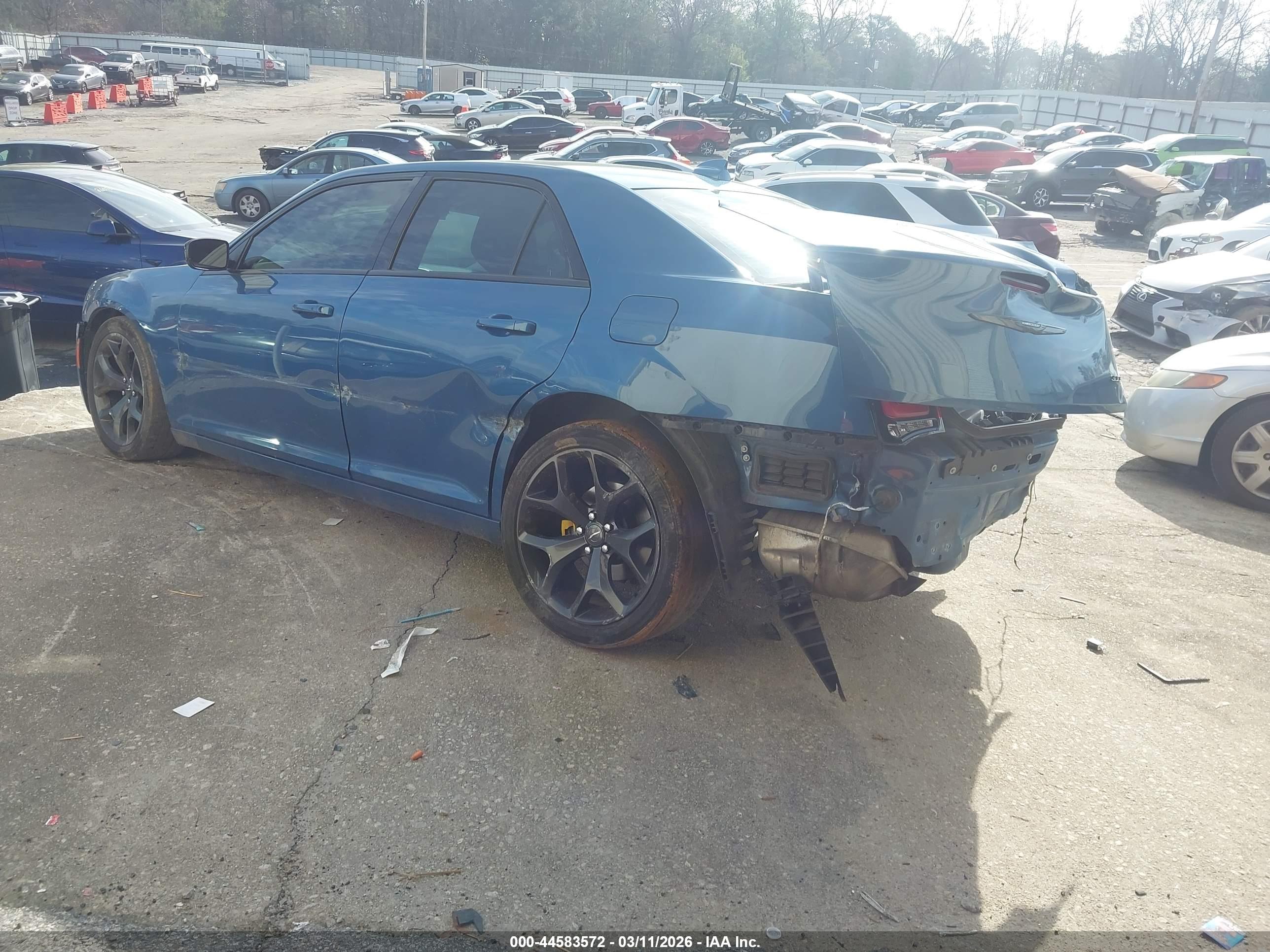 CHRYSLER 300 image 3