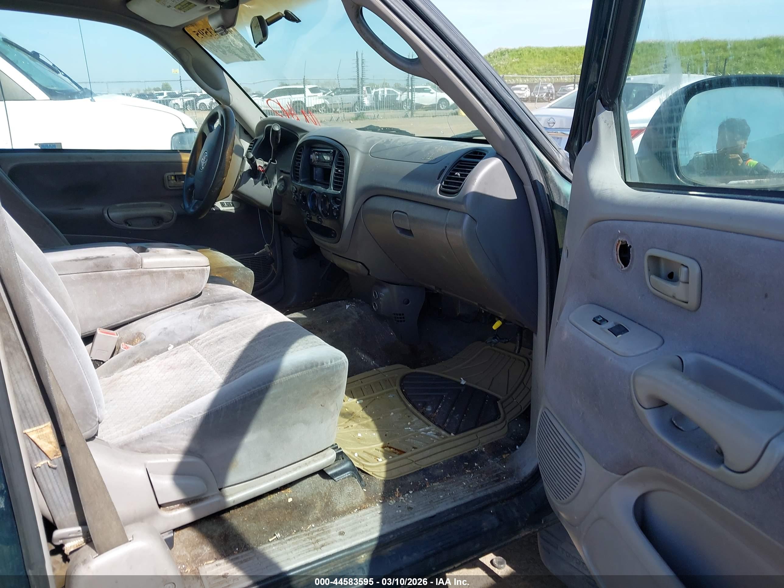 TOYOTA TUNDRA image 5